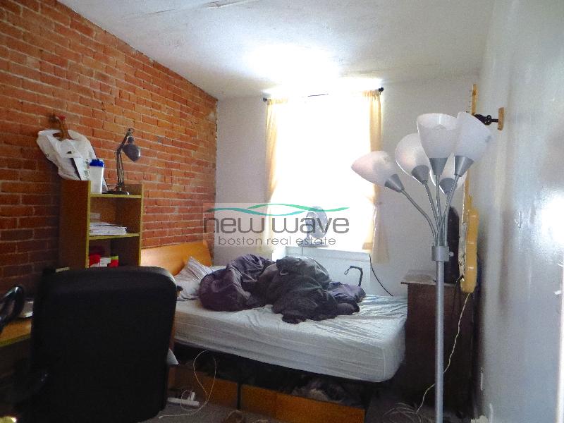 3 bed, 1 bath apartment for rent at 752 Tremont St Unit 4, South End — photo 13 of 20