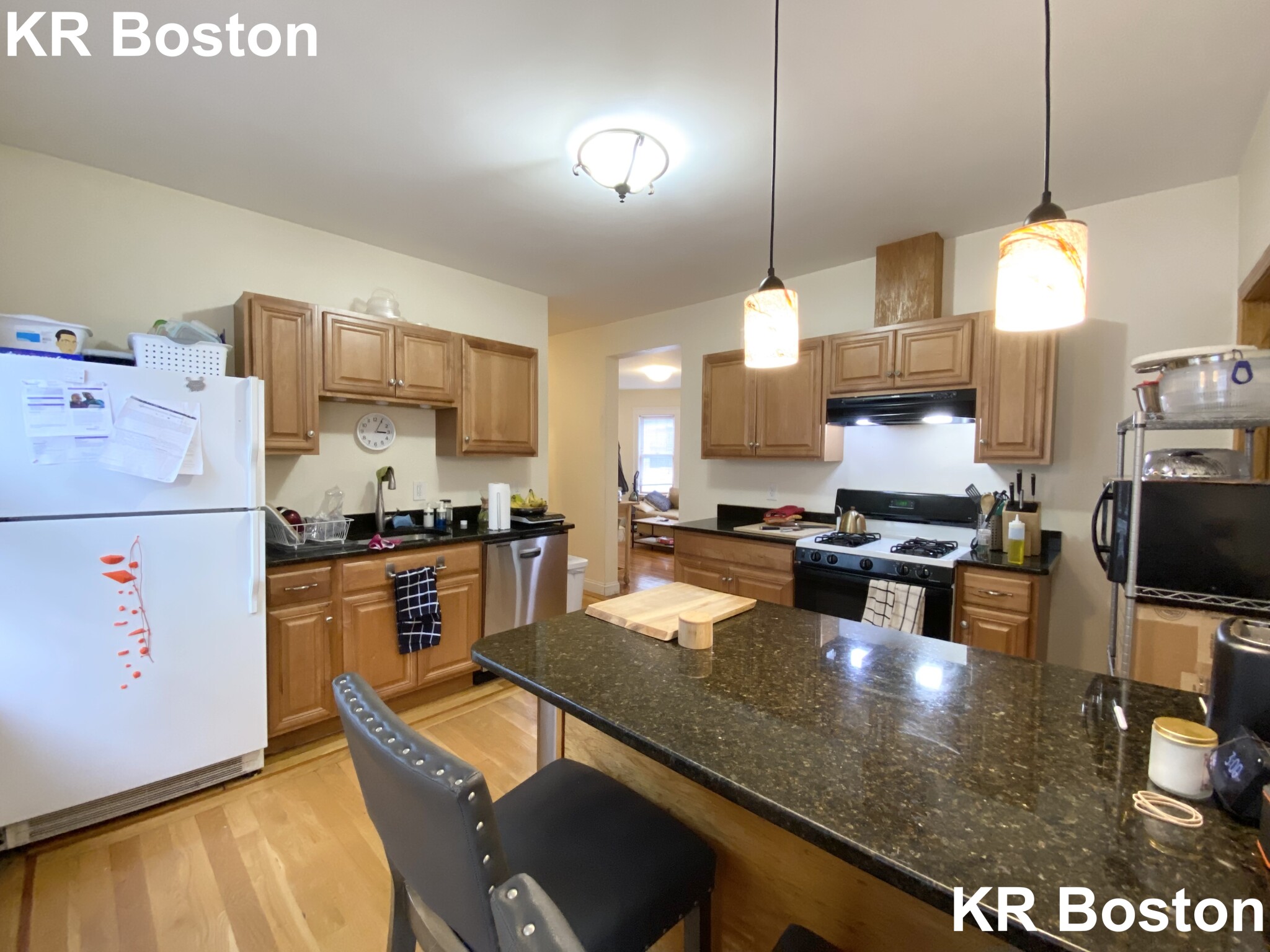 3 bed, 1.5 bath apartment for rent at 47 Easton St Unit 2, Allston — photo 15 of 46