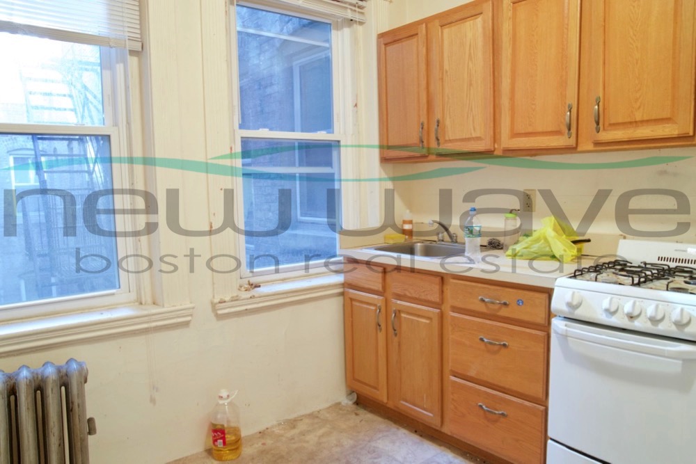 3 bed, 1 bath apartment for rent at 46 Westland Ave Unit 40, Fenway — photo 7 of 9