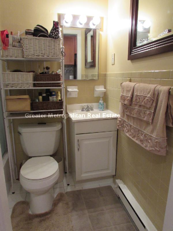 1 bed, 1 bath apartment for rent at 26 Unity St Unit 2, North End — photo 14 of 17