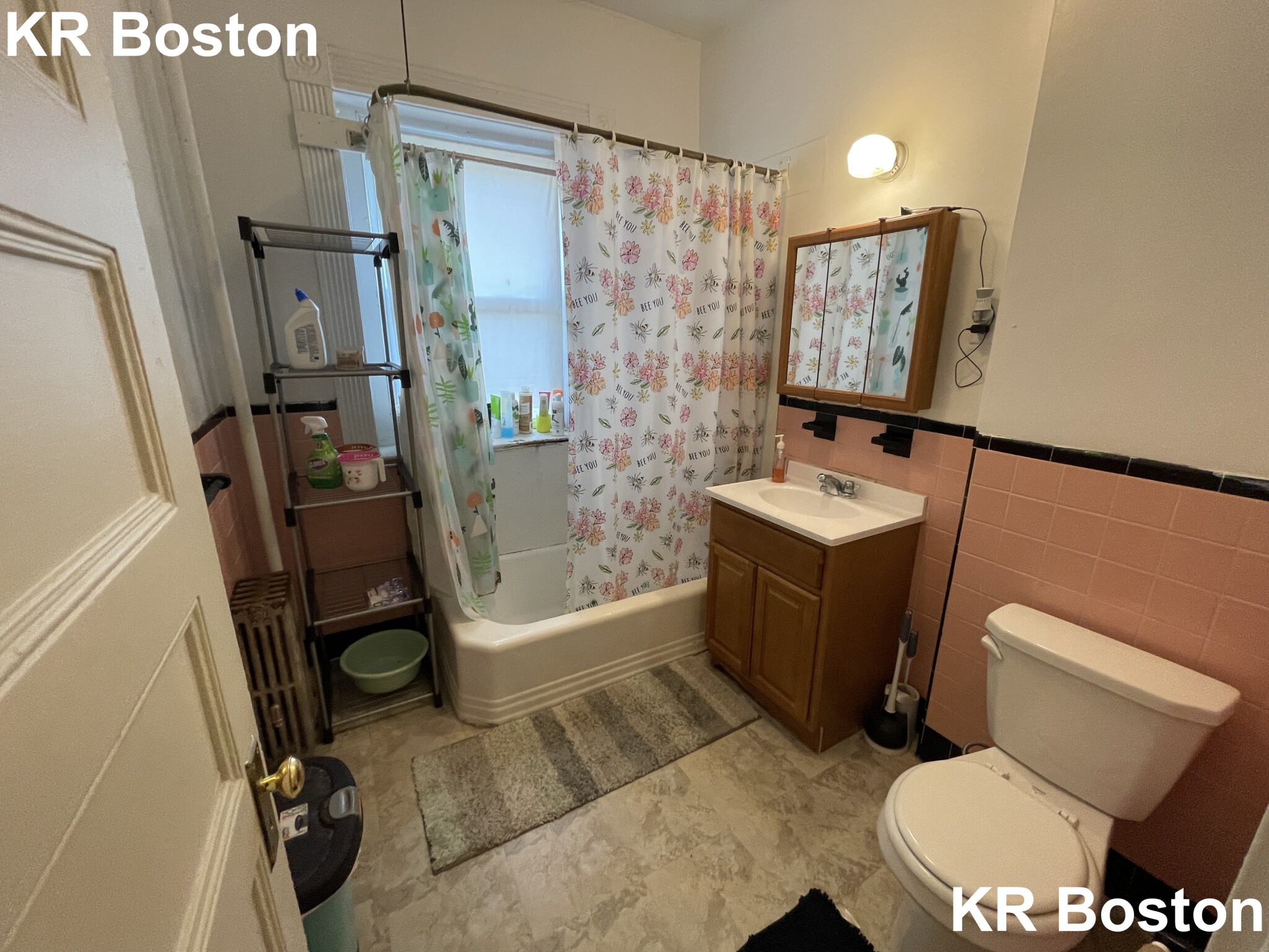 2 split bed, 1 bath apartment for rent at 1581 Beacon St Unit 12, Washington Square — photo 4 of 4