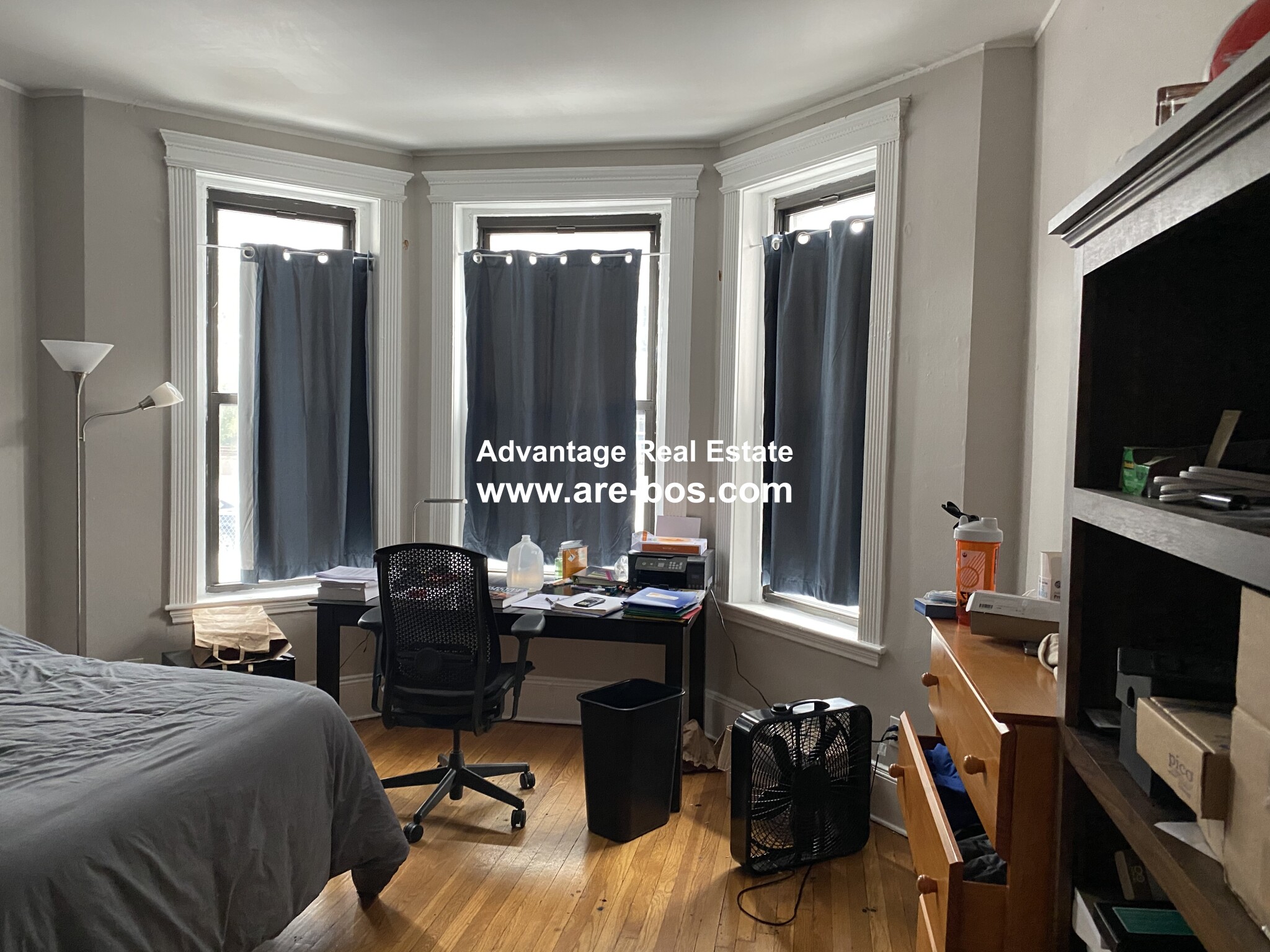 4 bed, 2 bath apartment for rent at 1066 Commonwealth Ave Unit 30, Allston — photo 8 of 23