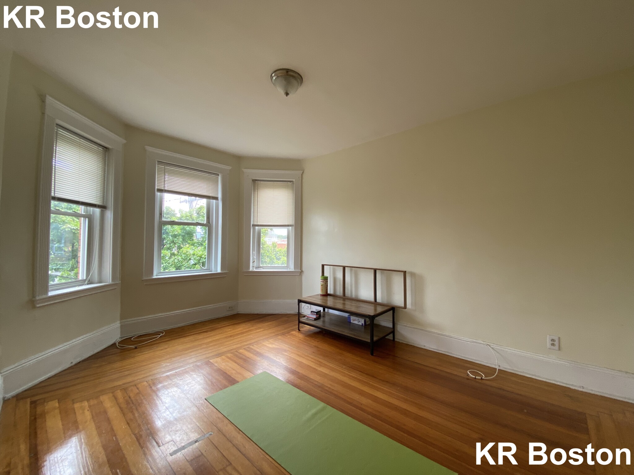 3 bed, 1 bath apartment for rent at 5 Litchfield St Unit 3, Brighton — photo 13 of 13