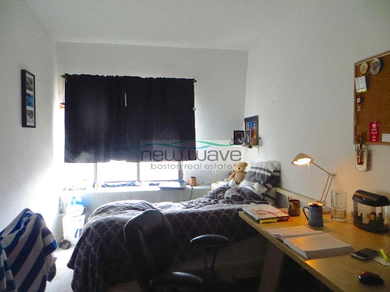 3 bed, 1 bath apartment for rent at 752 Tremont St Unit 4, South End — photo 16 of 20