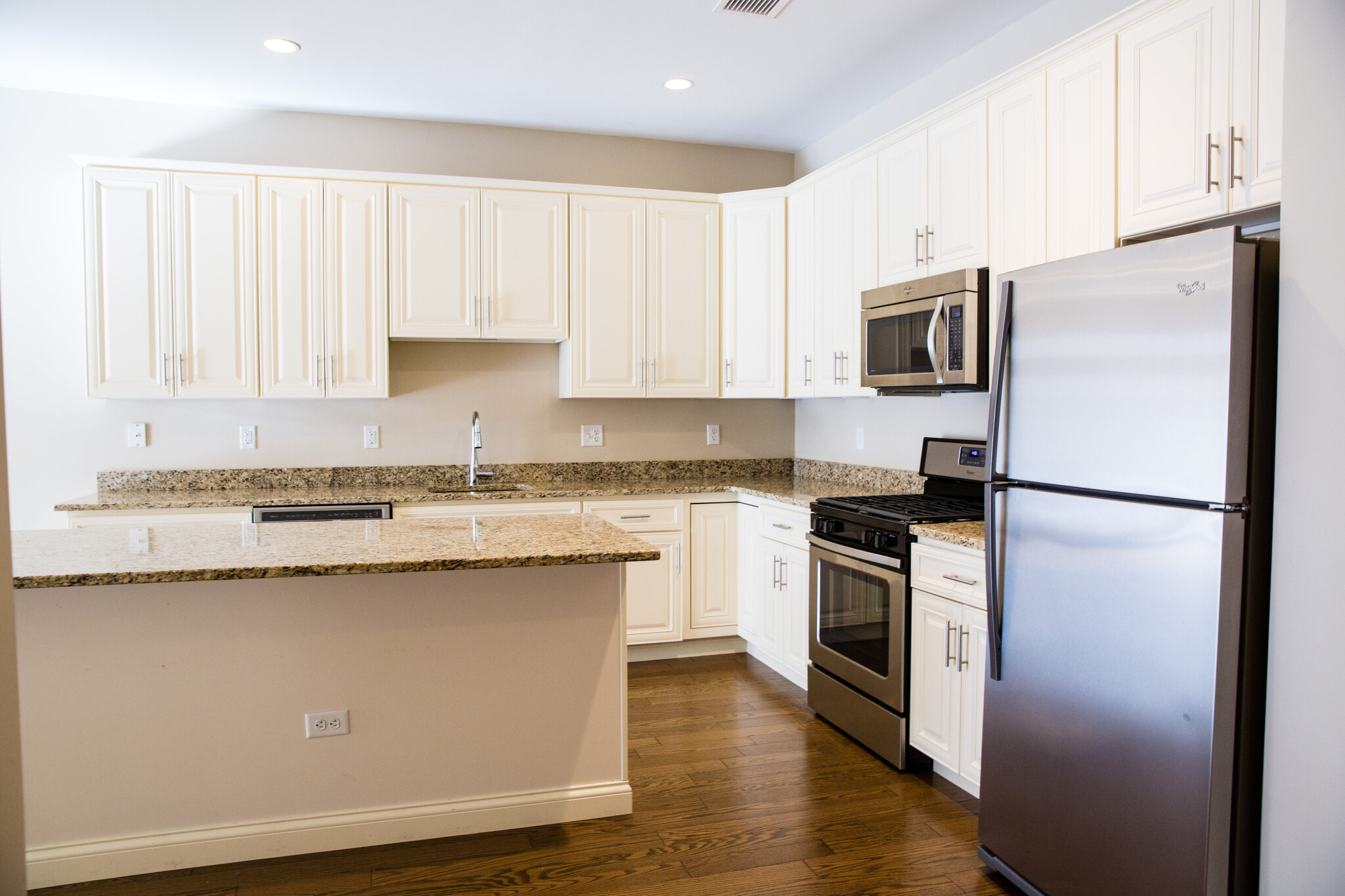 2 bed, 2 bath apartment for rent at 375 Market St Unit 212A, Brighton — photo 2 of 20