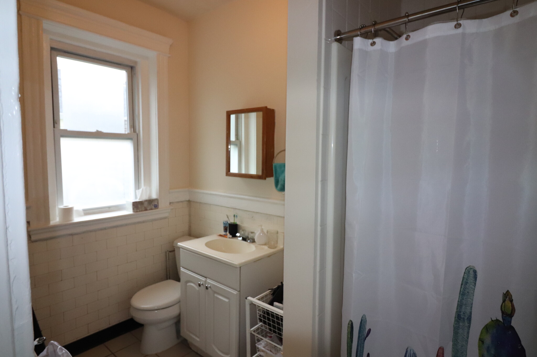 2 bed, 2 bath apartment for rent at 136 Pleasant Unit 7, Coolidge Corner — photo 9 of 17