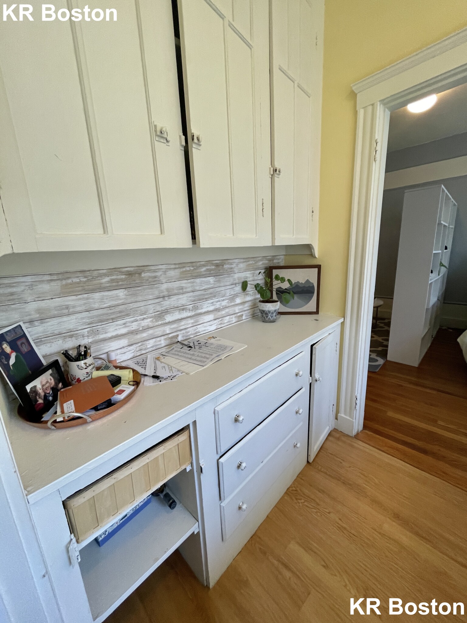 Studio bed, 1 bath apartment for rent at 65 Chiswick Rd Unit 17, Brighton — photo 9 of 14