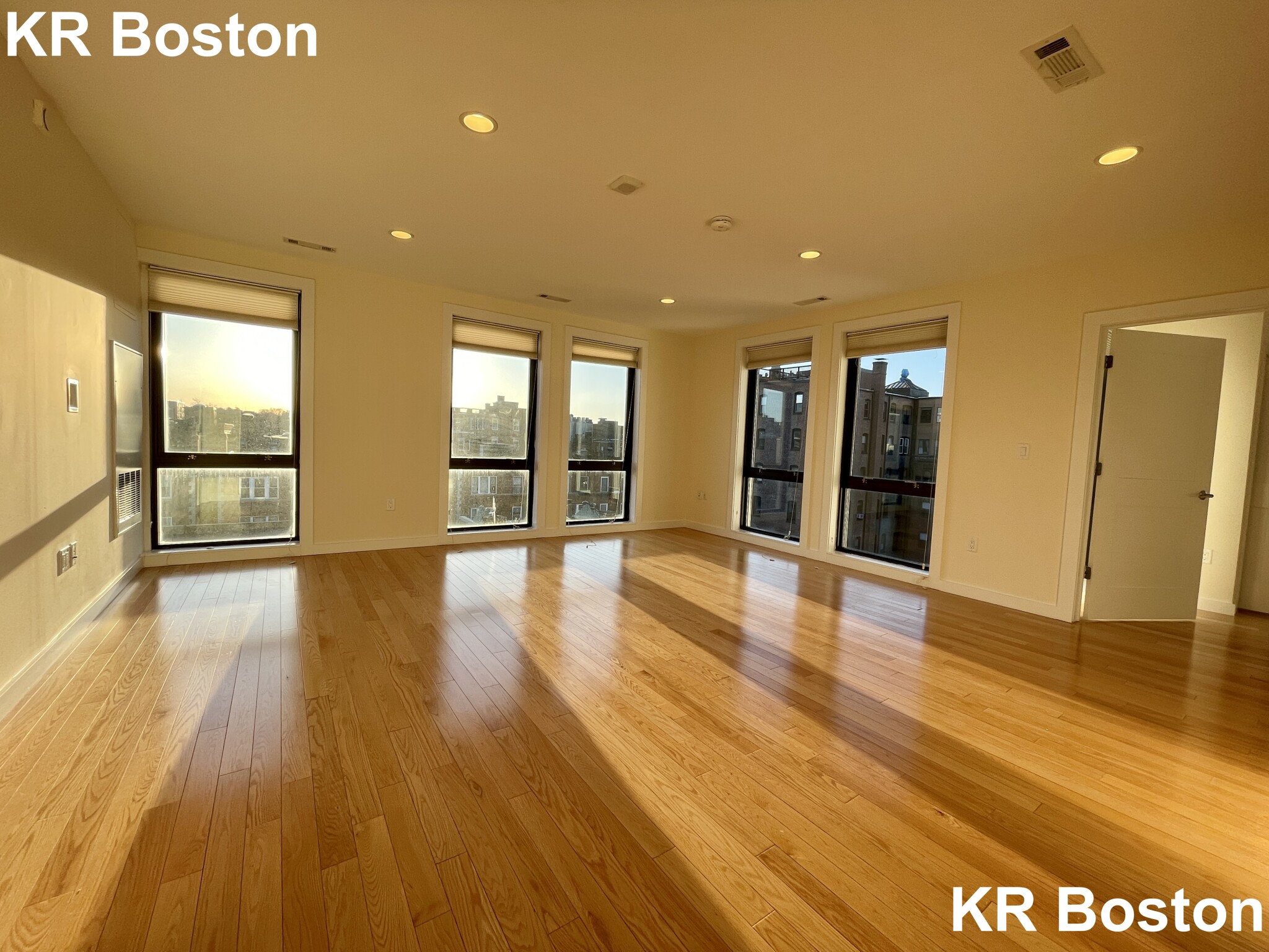 2 bed, 1 bath apartment for rent at 9 Miner St Unit 502, Fenway — photo 3 of 8