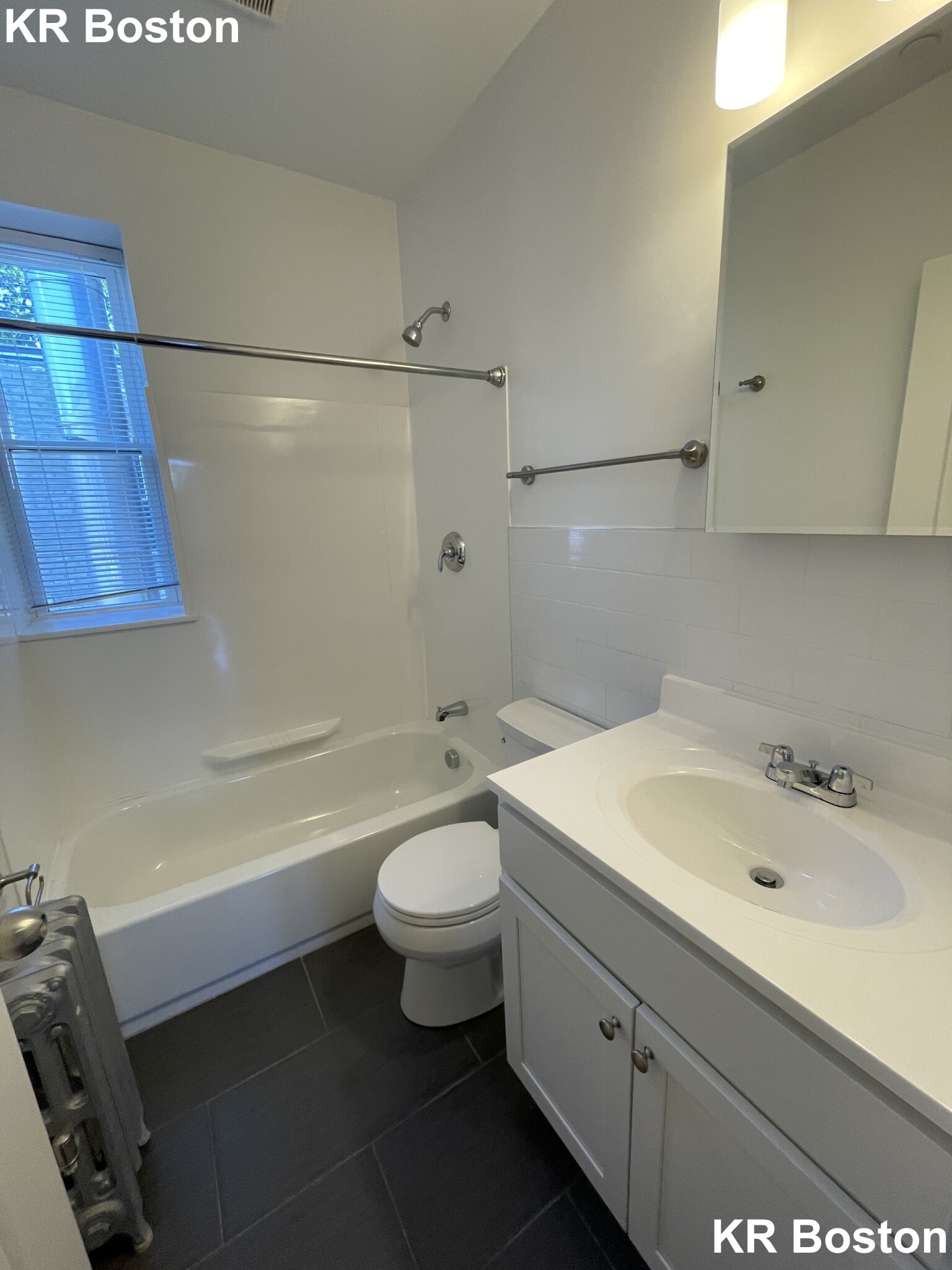 2 bed, 1 bath apartment for rent at 127 Sutherland Rd Unit D, Brighton — photo 6 of 8