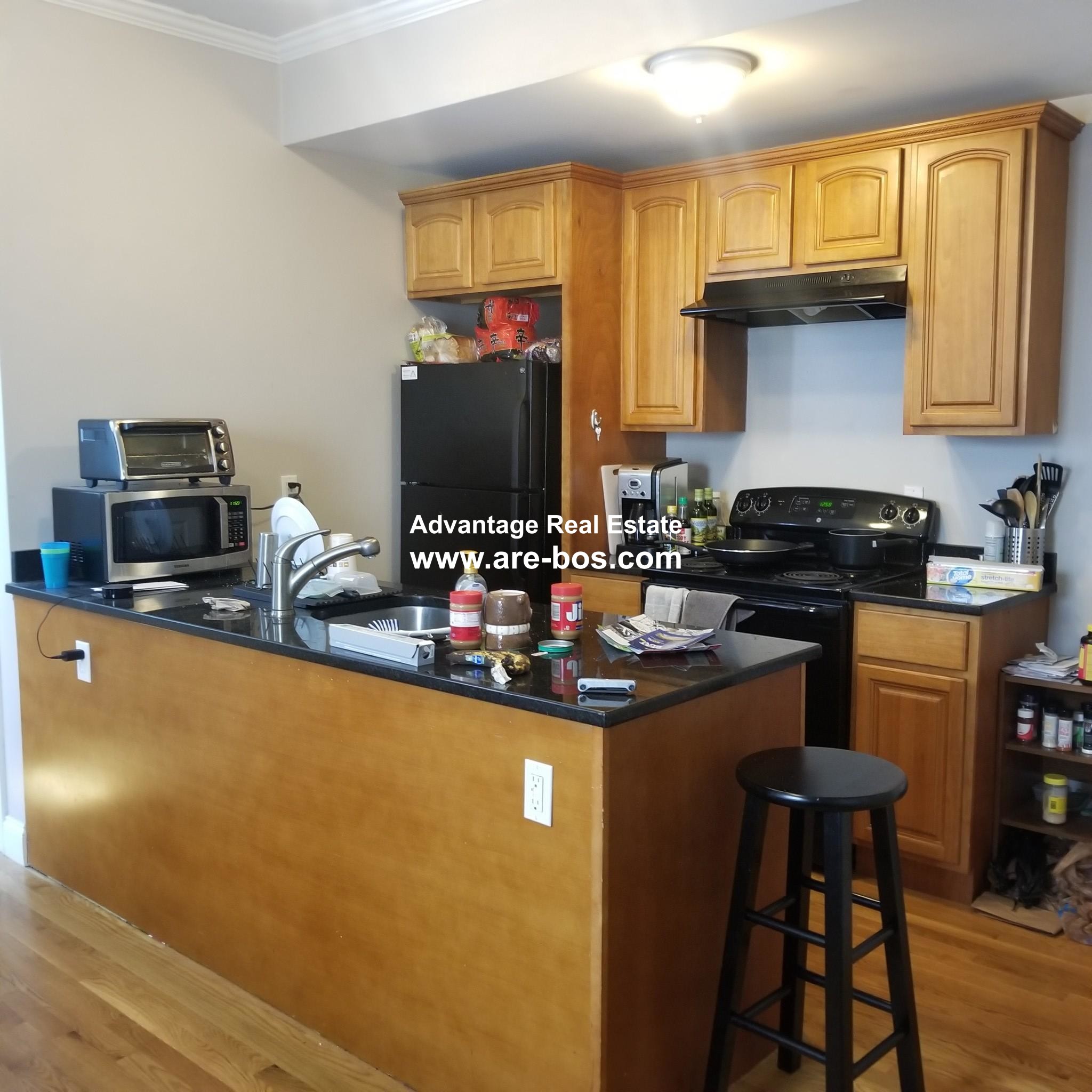 2 bed, 1 bath apartment for rent at 23 Saint Lukes Rd Unit 10, Allston — photo 9 of 24