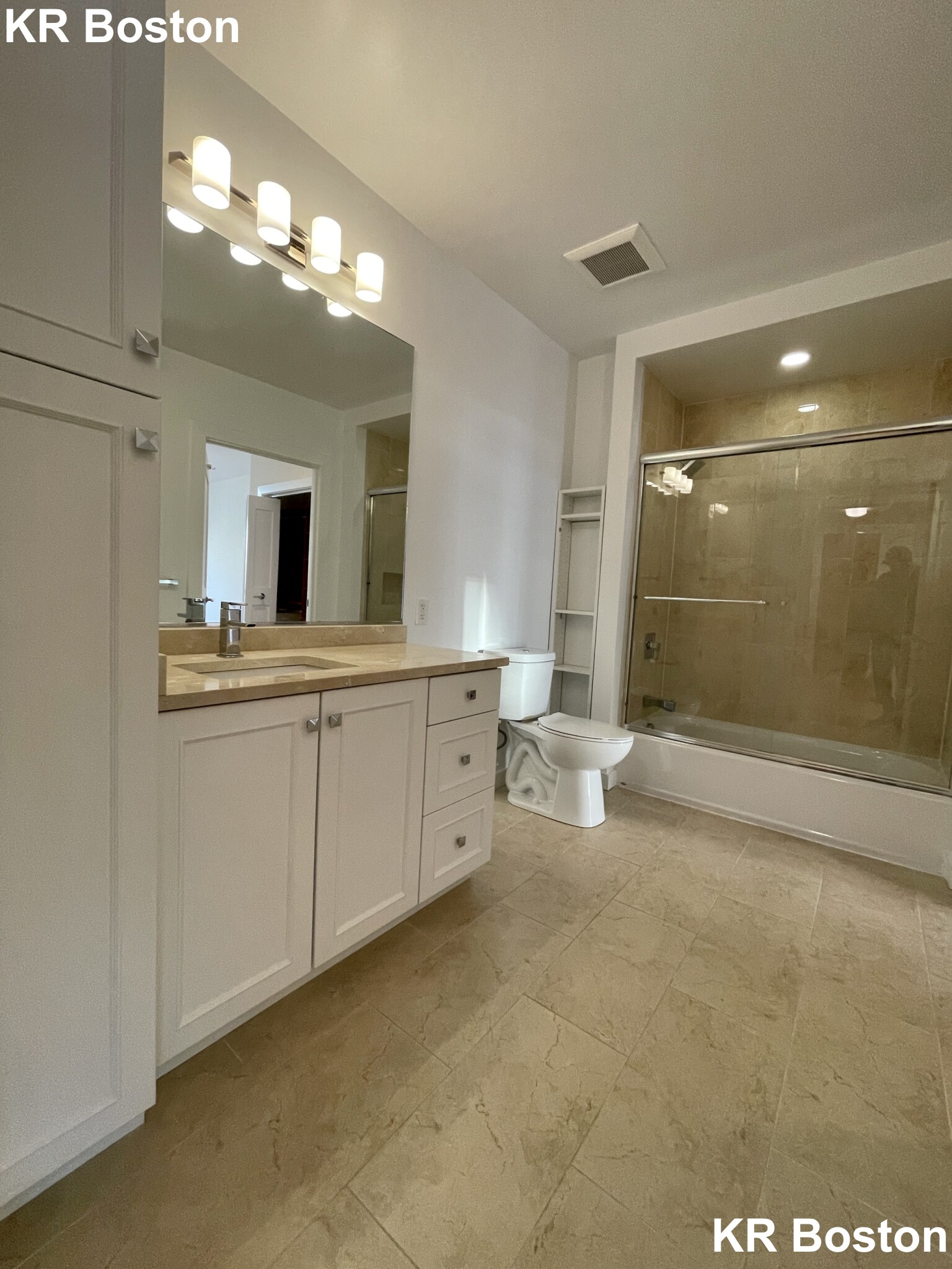 1 bed, 1 bath apartment for rent at 9 Miner St Unit 504, Fenway — photo 3 of 8