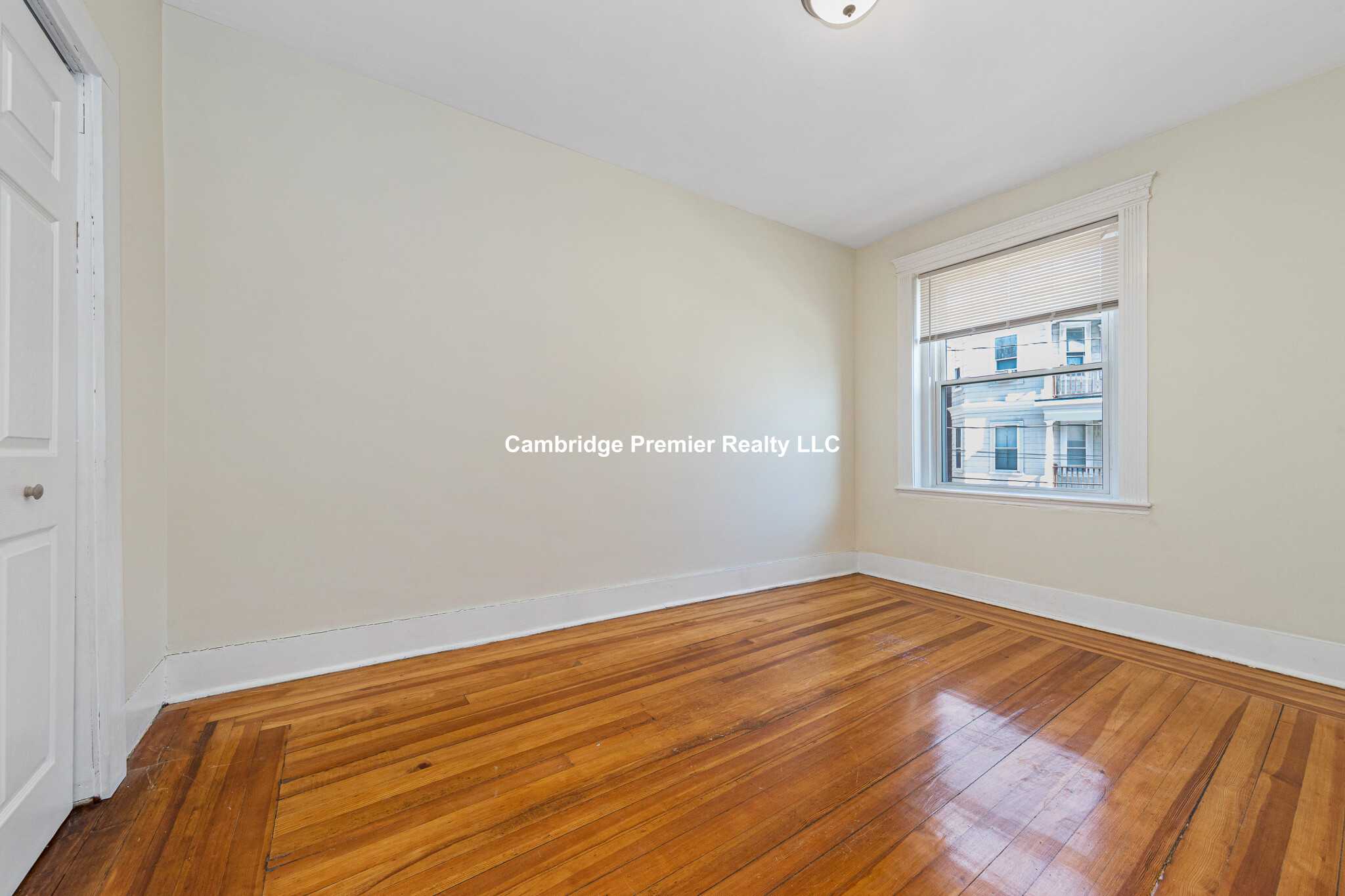 3 bed, 1 bath apartment for rent at 46 Brackett St Unit 3COPY, Brighton — photo 6 of 7