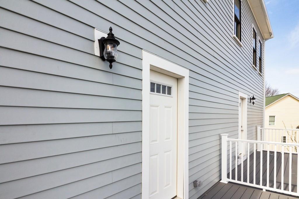 4 bed, 3.5 bath apartment for rent at 37 Juniper St Unit 37R, Roxbury — photo 17 of 18