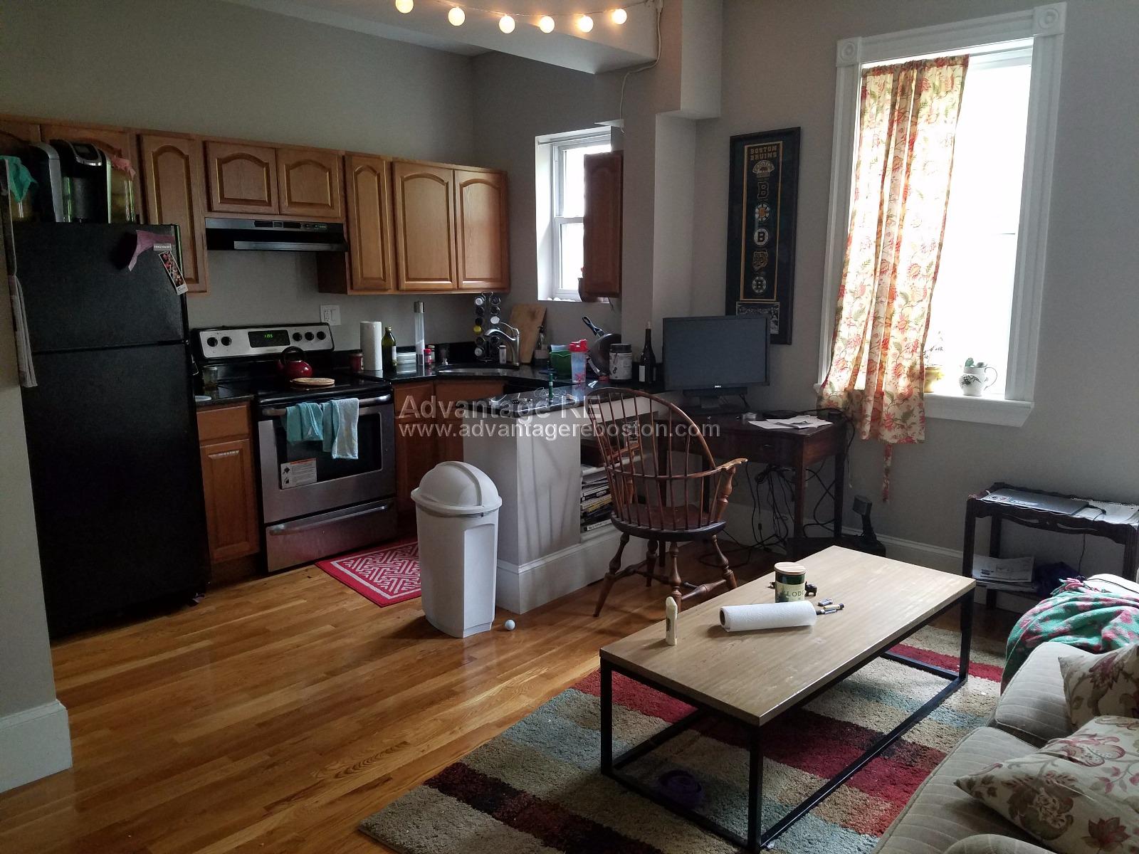 Studio bed, 1 bath apartment for rent at 23 Lanark Rd Unit NA, Brighton