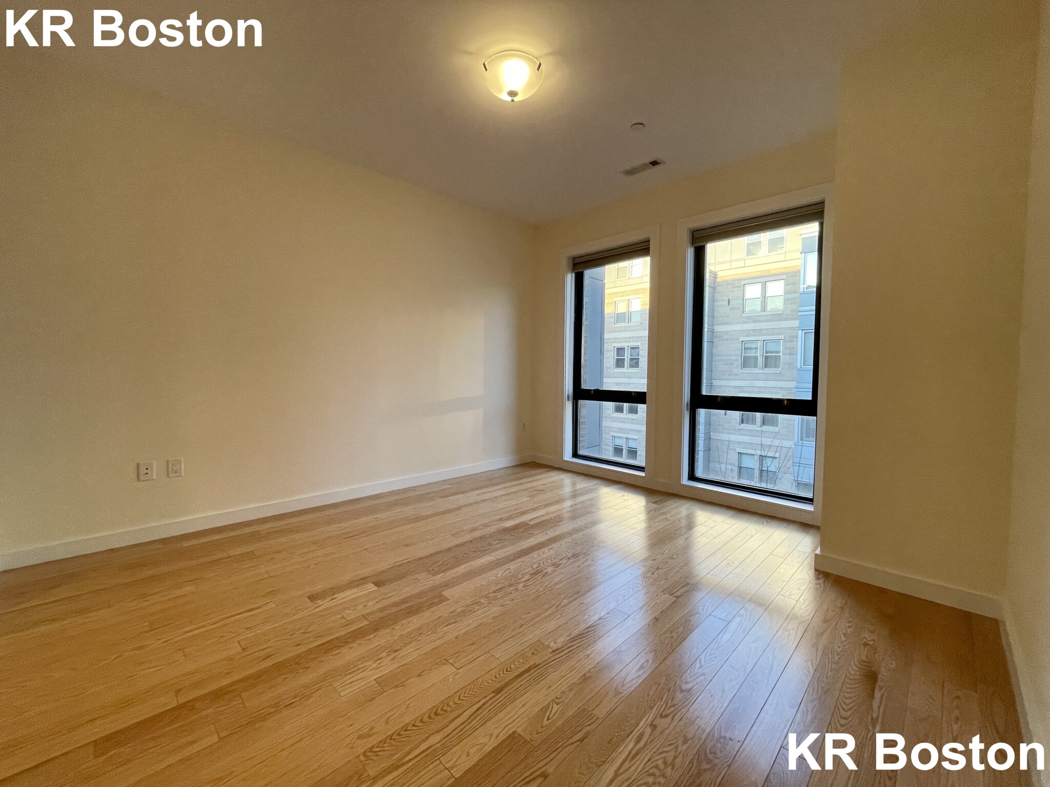 2 bed, 1.5 bath apartment for rent at 9 Miner St Unit 405, Fenway — photo 3 of 10