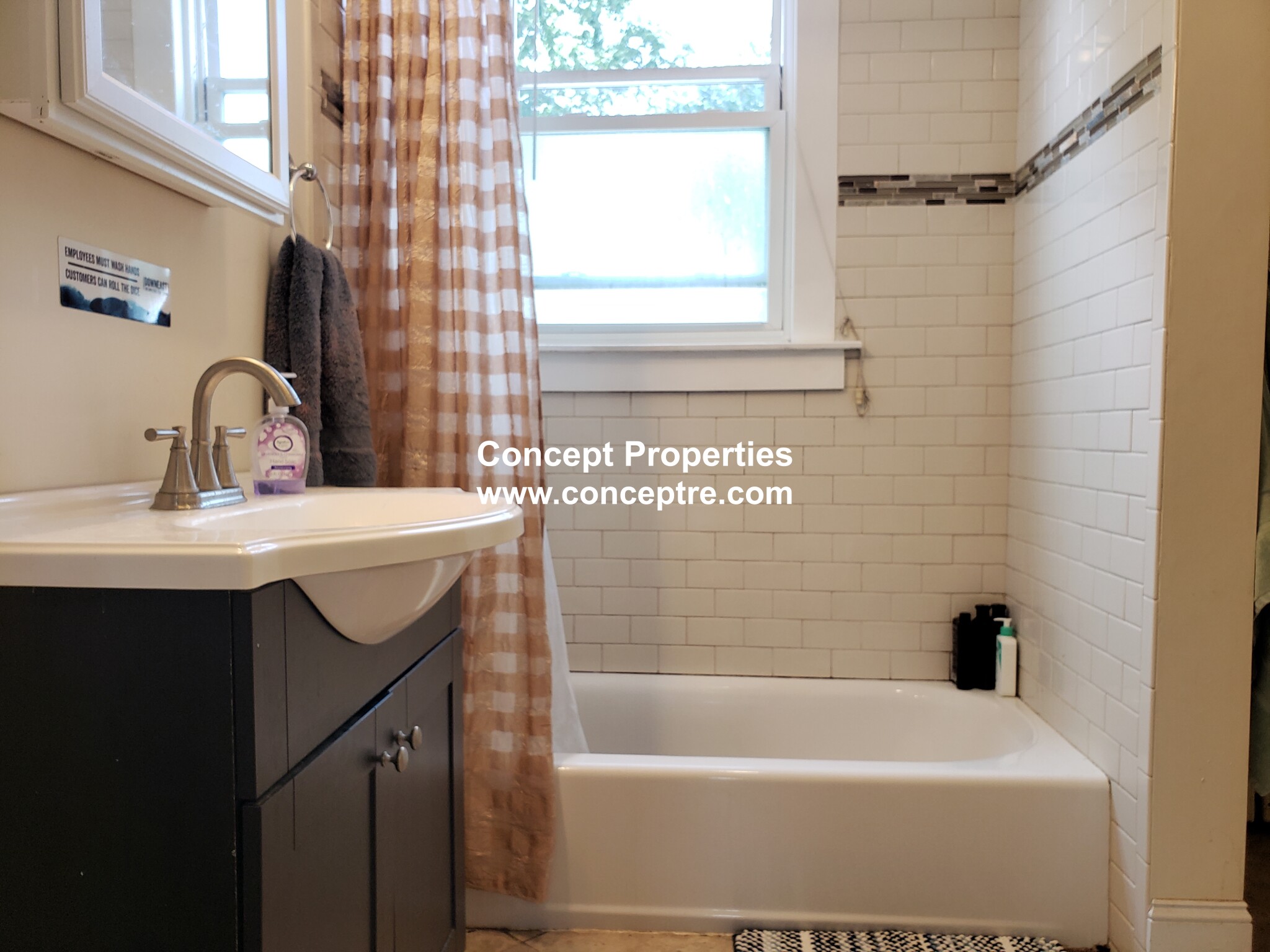5 bed, 2 bath apartment for rent at 126 Saratoga St Unit 2A, East Boston — photo 15 of 39