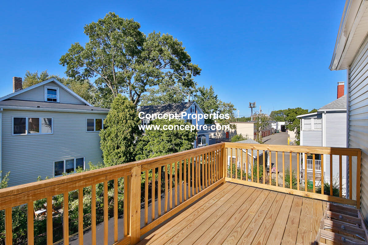 4 bed, 4+ bath apartment for rent at 39 Harvard St Unit 2, Charlestown — photo 19 of 20
