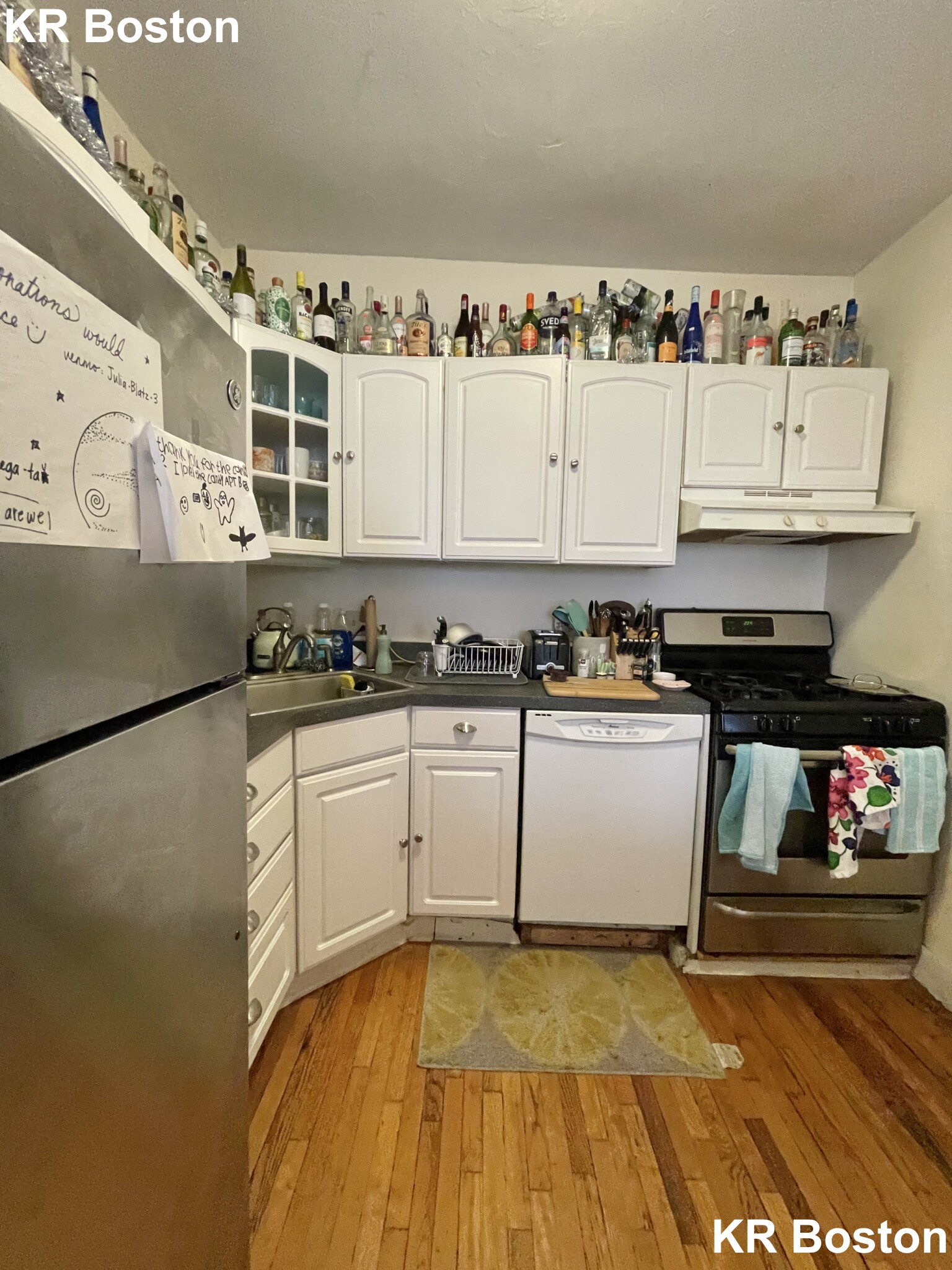 2 bed, 1 bath apartment for rent at 50 Saint Germain Unit 2, Back Bay — photo 3 of 6