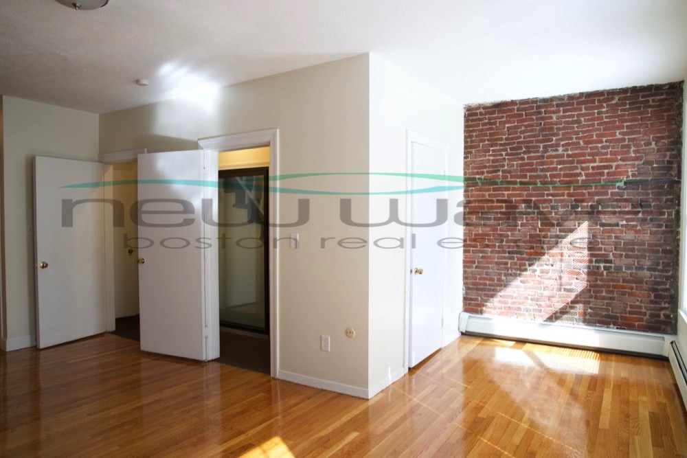 3 bed, 1 bath apartment for rent at 38 Bradford St Unit 3, South End — photo 6 of 15