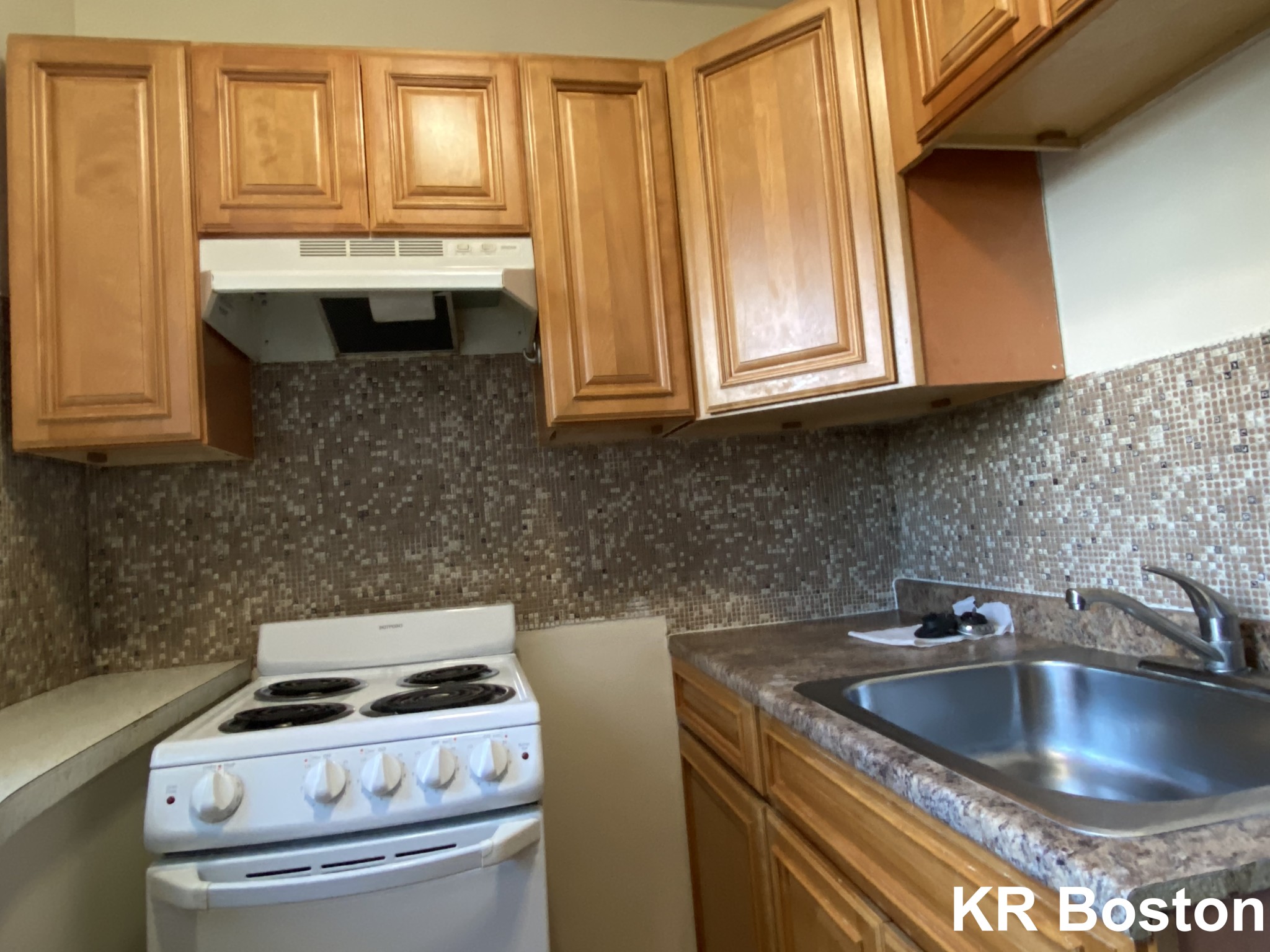 Studio bed, 1 bath apartment for rent at 21 Armington St Unit 25, Allston — photo 2 of 6