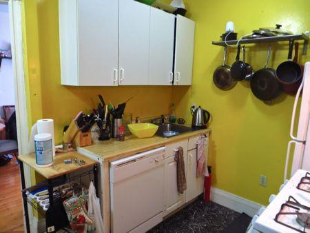 3 bed, 1 bath apartment for rent at 19 Burney St Unit 1, Mission Hill — photo 6 of 12