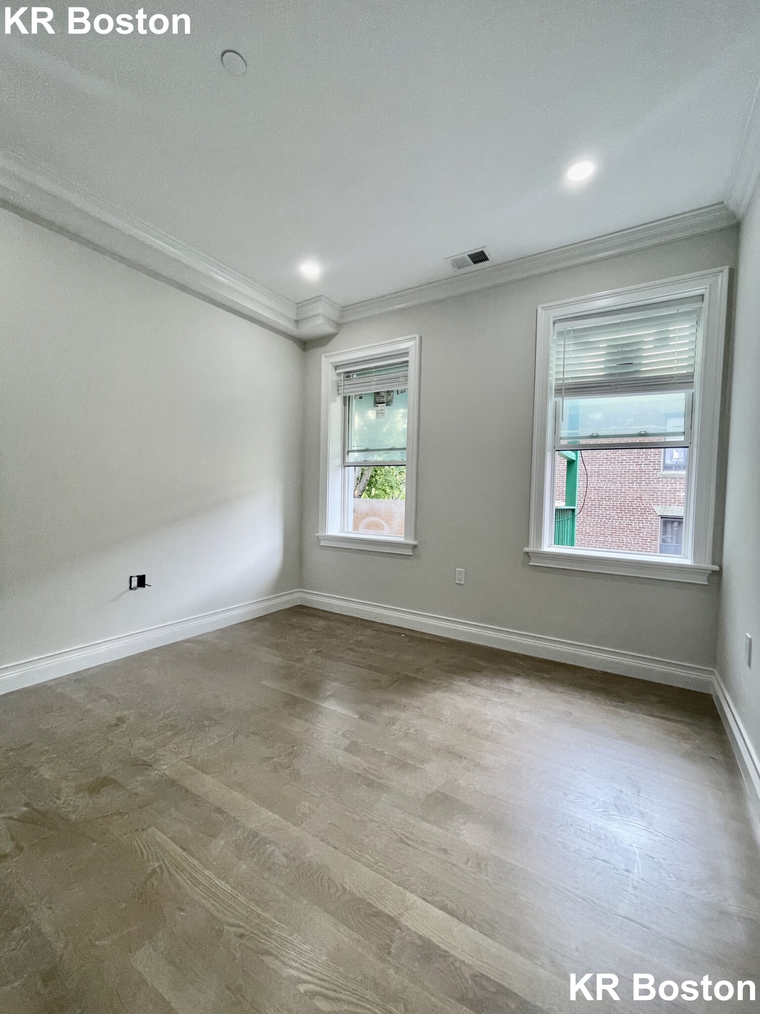 2 bed, 1 bath apartment for rent at 13 Mount Hood Rd Unit 6, Brighton — photo 1 of 5