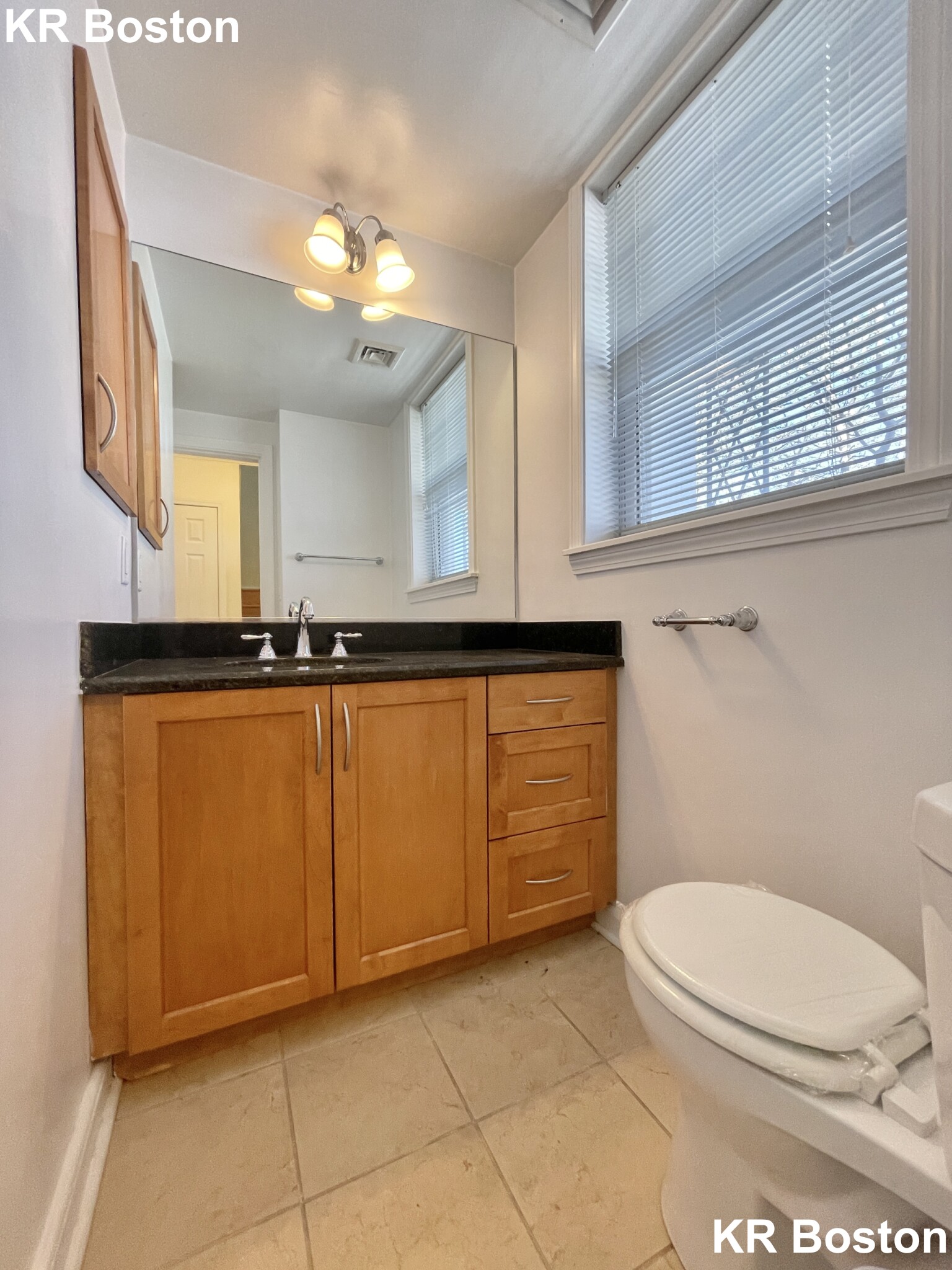 1 bed, 1.5 bath apartment for rent at 128 Sherman Rd Unit 2, Chestnut Hill — photo 8 of 9