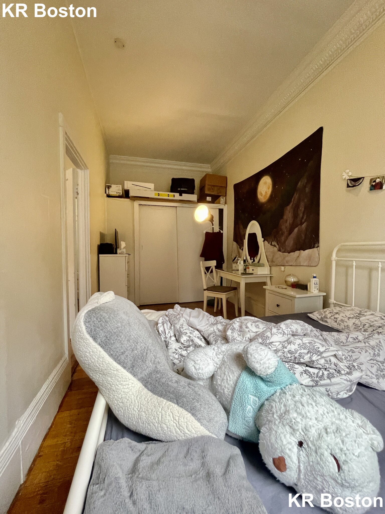 1 bed, 1 bath apartment for rent at 42 Bay State Rd Unit 2F, Fenway — photo 5 of 12