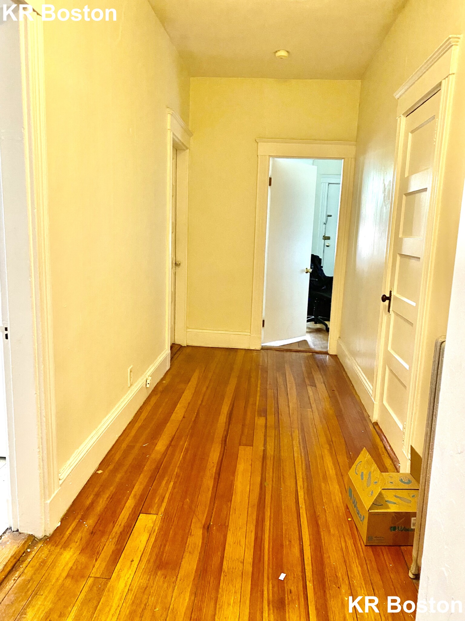 1 split bed, 1 bath apartment for rent at 1376 Commonwealth Ave Unit 12, Allston — photo 1 of 4