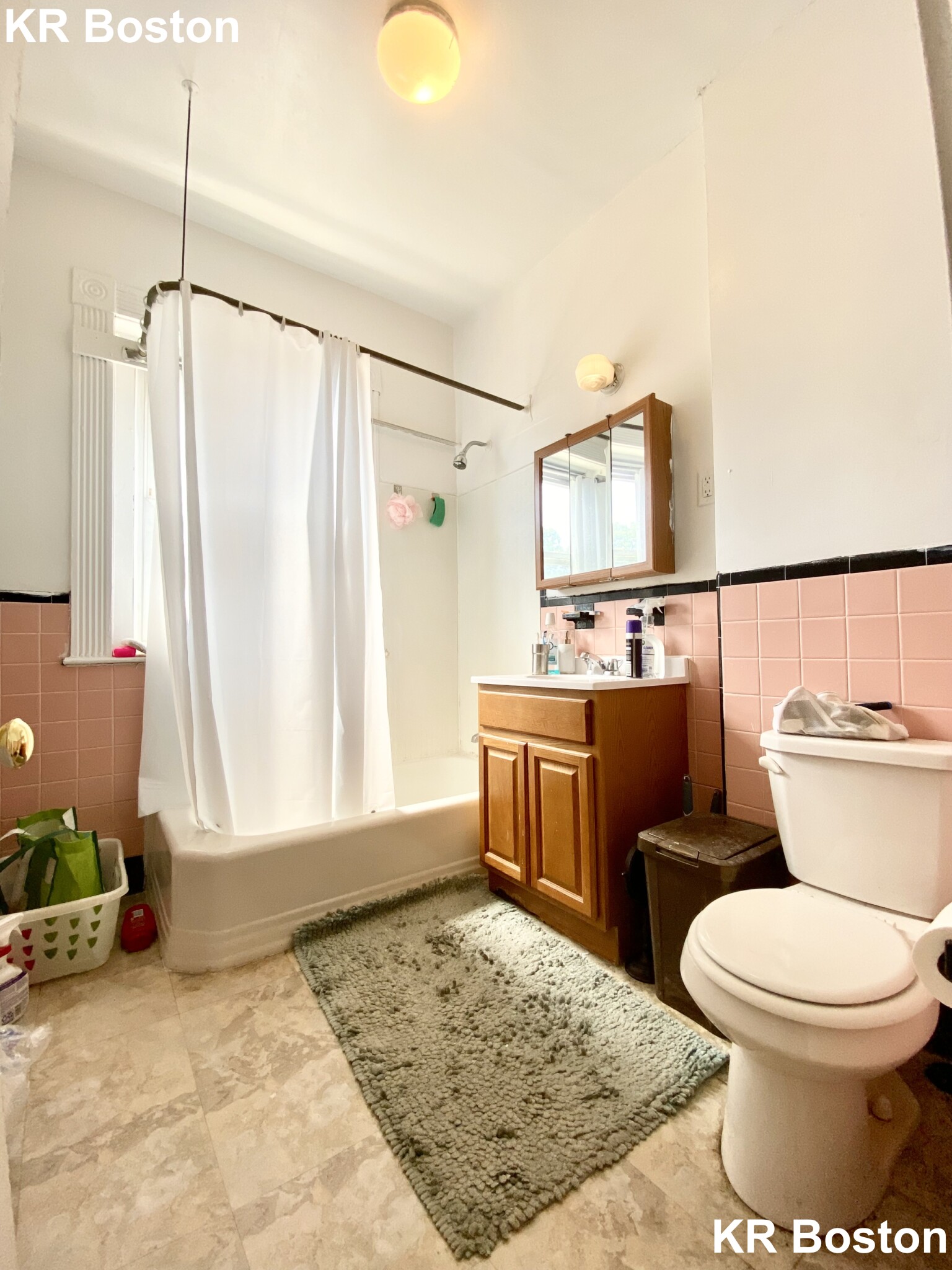 2 split bed, 1 bath apartment for rent at 1588 Beacon St Unit 12, Chestnut Hill — photo 6 of 6