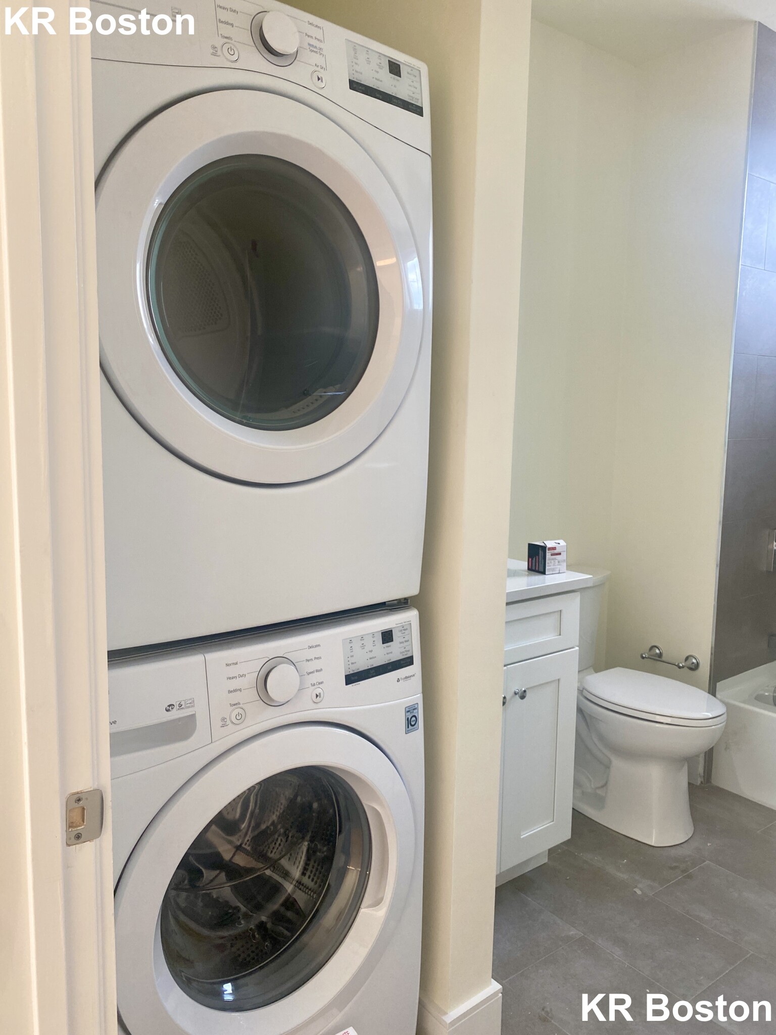 3 bed, 2.5 bath apartment for rent at 63 Cameron St Unit 3, Brookline Village — photo 2 of 16