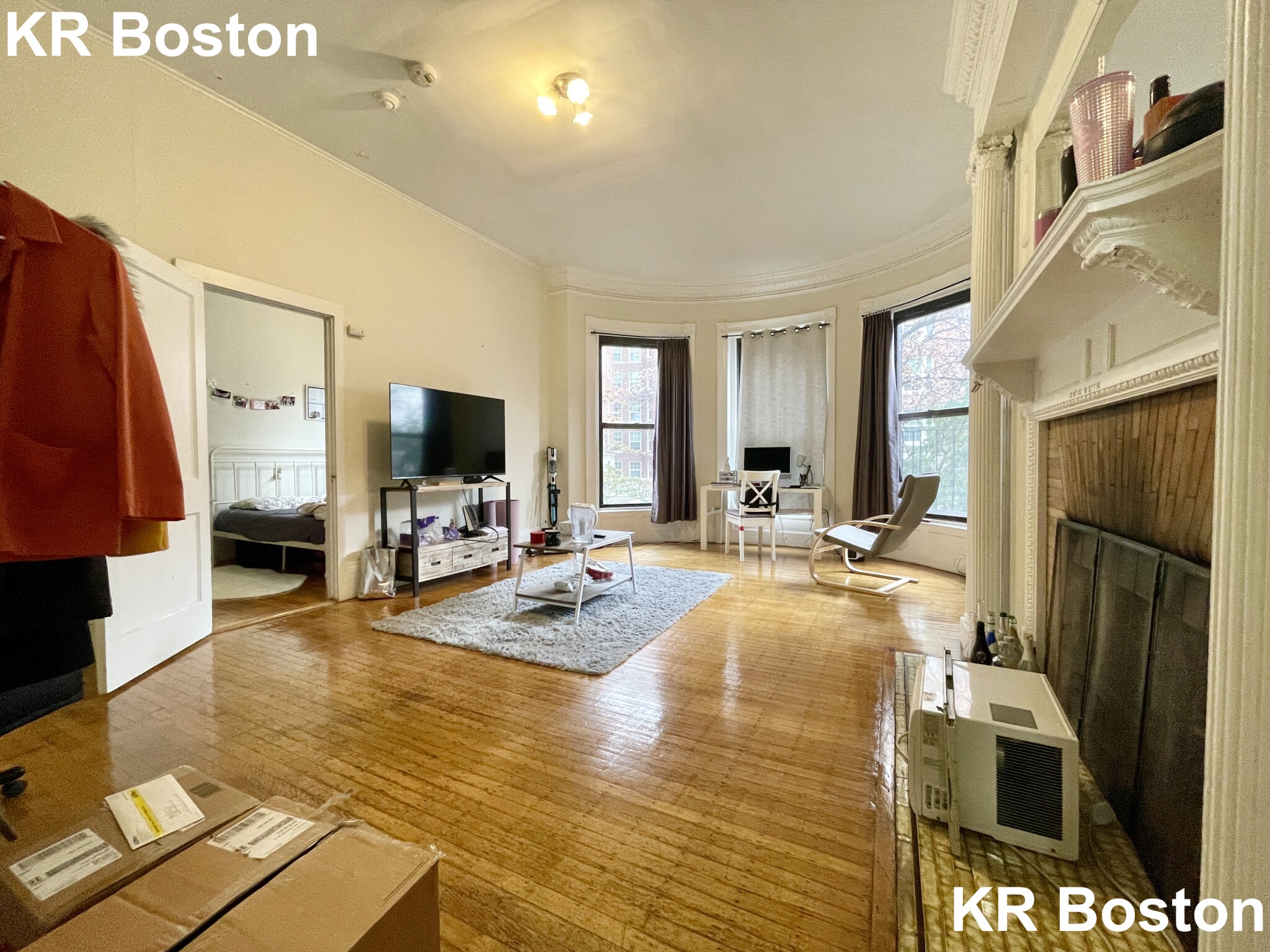 1 bed, 1 bath apartment for rent at 44 Bay State Rd Unit 2F, Fenway