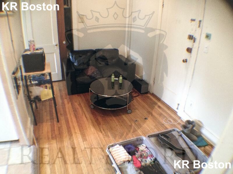 1 bed, 1 bath apartment for rent at 122 Warren St Unit 34, Brighton — photo 2 of 5