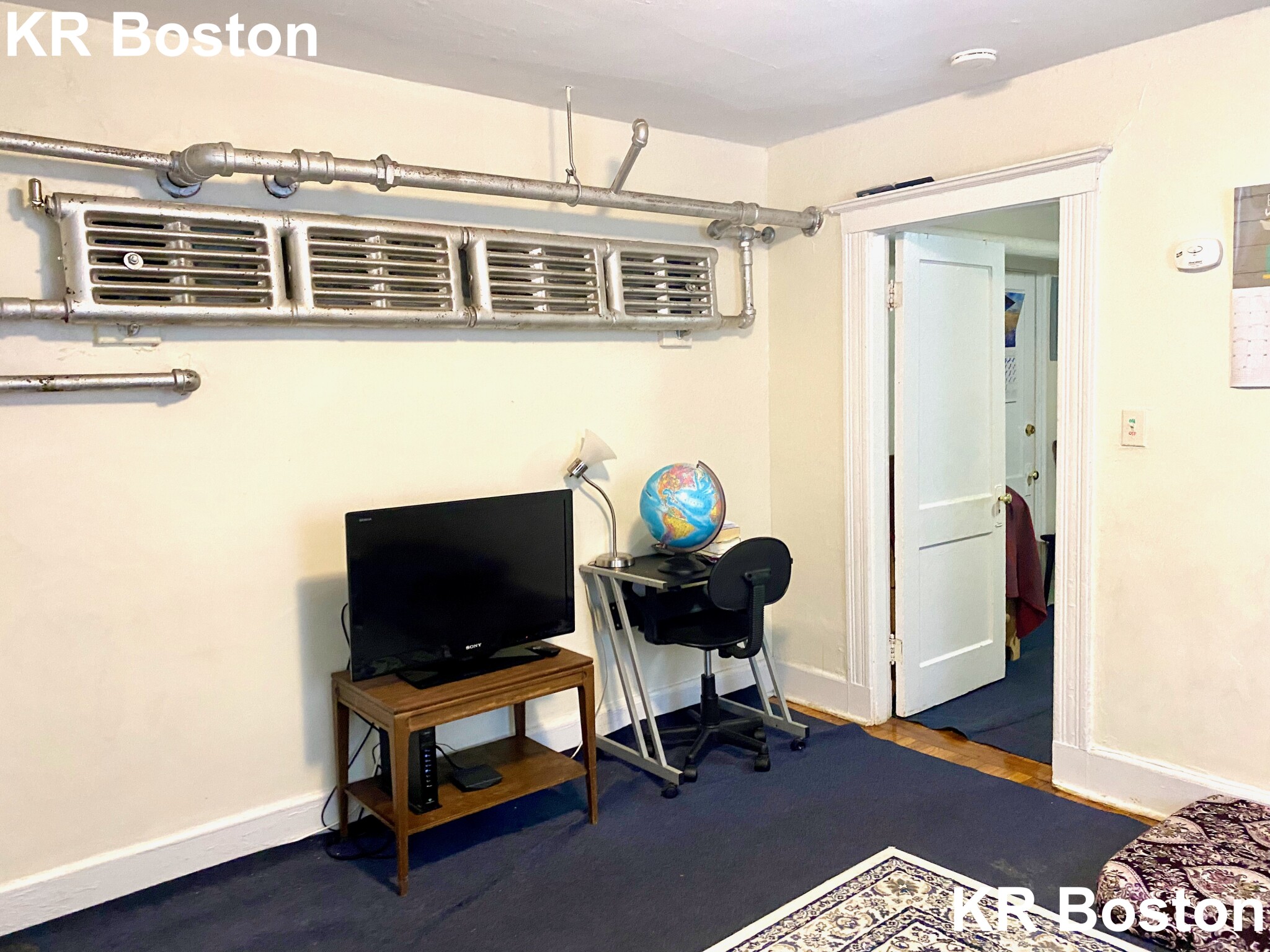 1 bed, 1 bath apartment for rent at 8 Egremont Rd Unit A, Brighton — photo 2 of 7