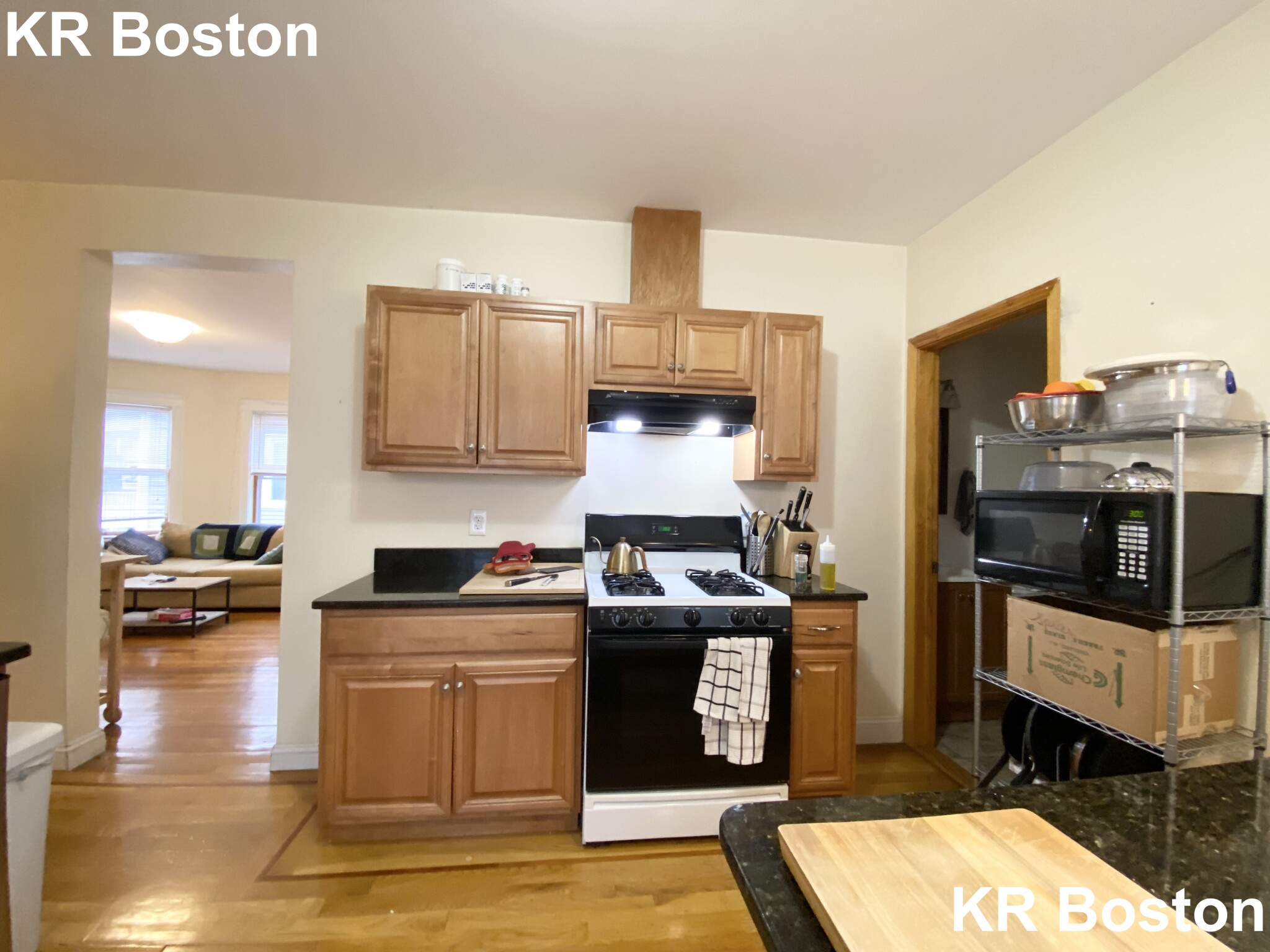 3 bed, 1.5 bath apartment for rent at 47 Easton St Unit 2, Allston — photo 20 of 46