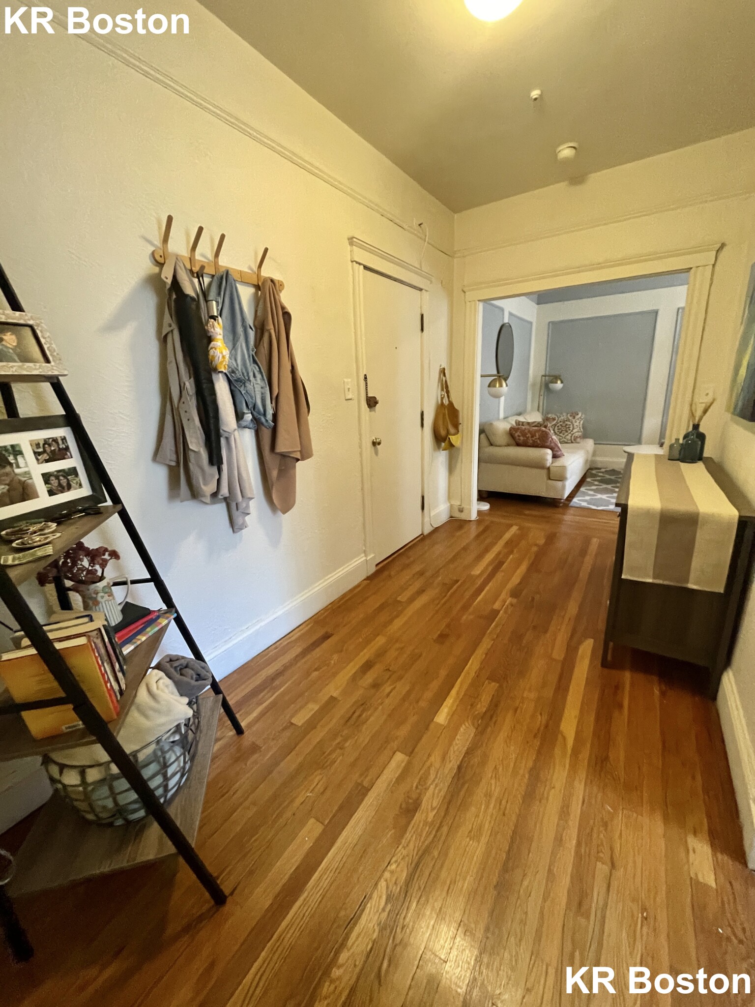 Studio bed, 1 bath apartment for rent at 65 Chiswick Rd Unit 17, Brighton — photo 12 of 14