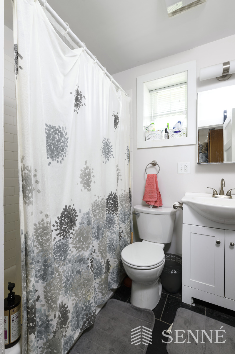 3 bed, 1 bath apartment for rent at 39 Magoun St Unit 2, North Cambridge — photo 3 of 11