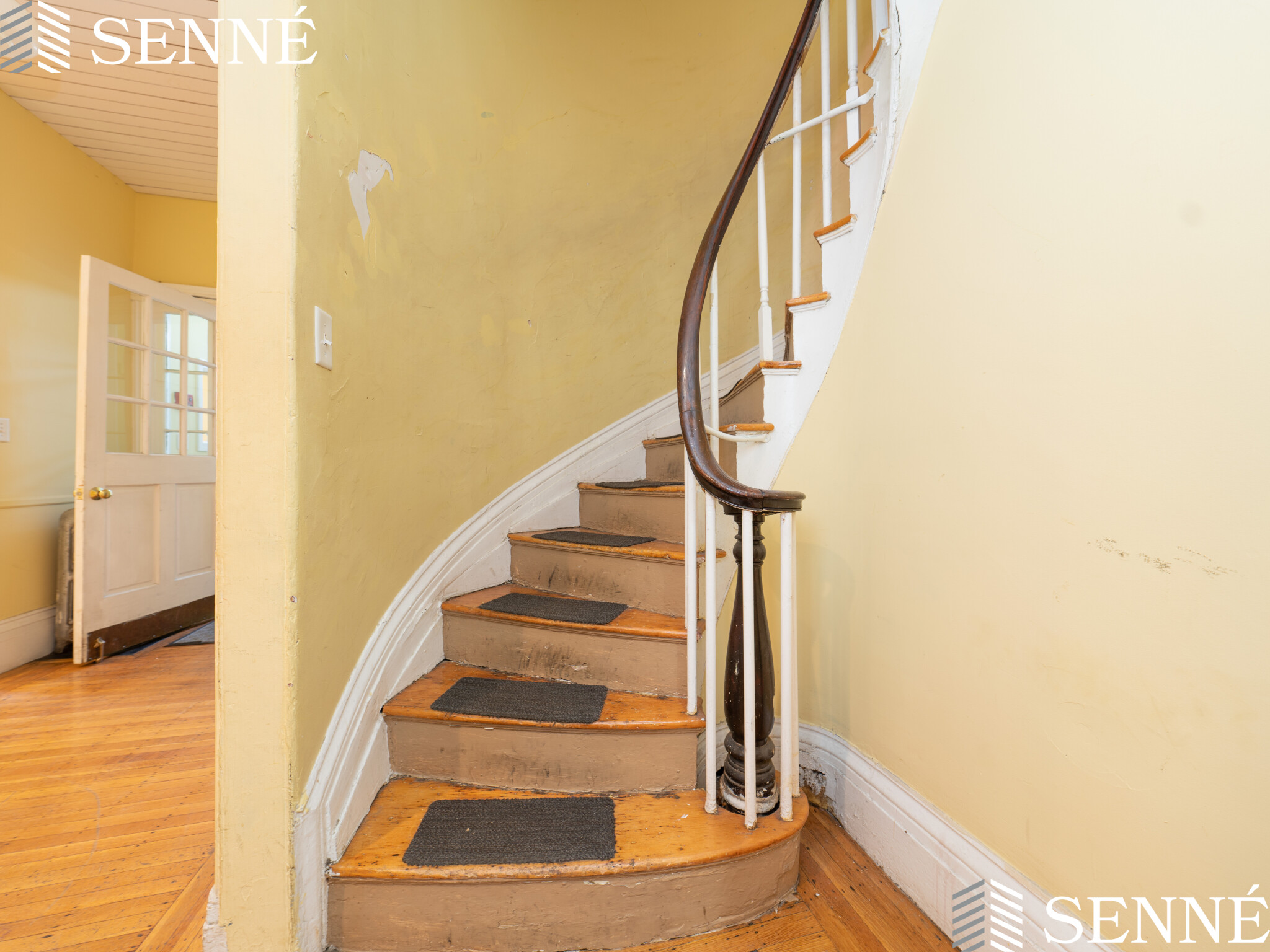 8+ bed, 3.5 bath apartment for rent at 2 Garden St Unit 0, Harvard Square — photo 3 of 23