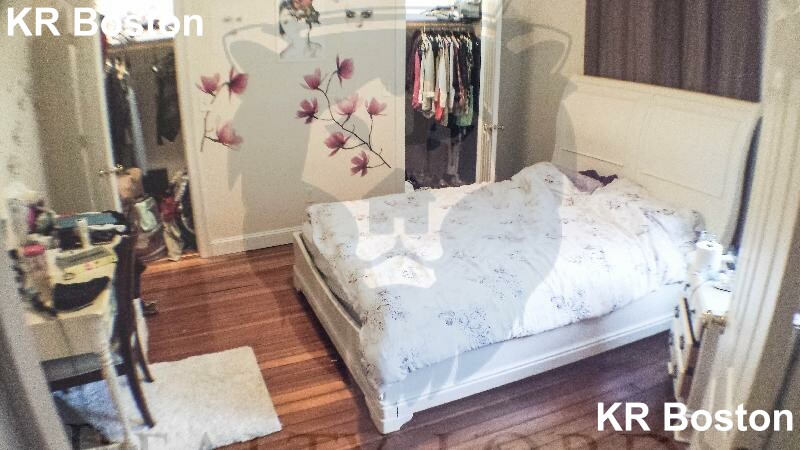 2 bed, 1 bath apartment for rent at 224 Harvard Ave Unit 3, Allston — photo 4 of 7