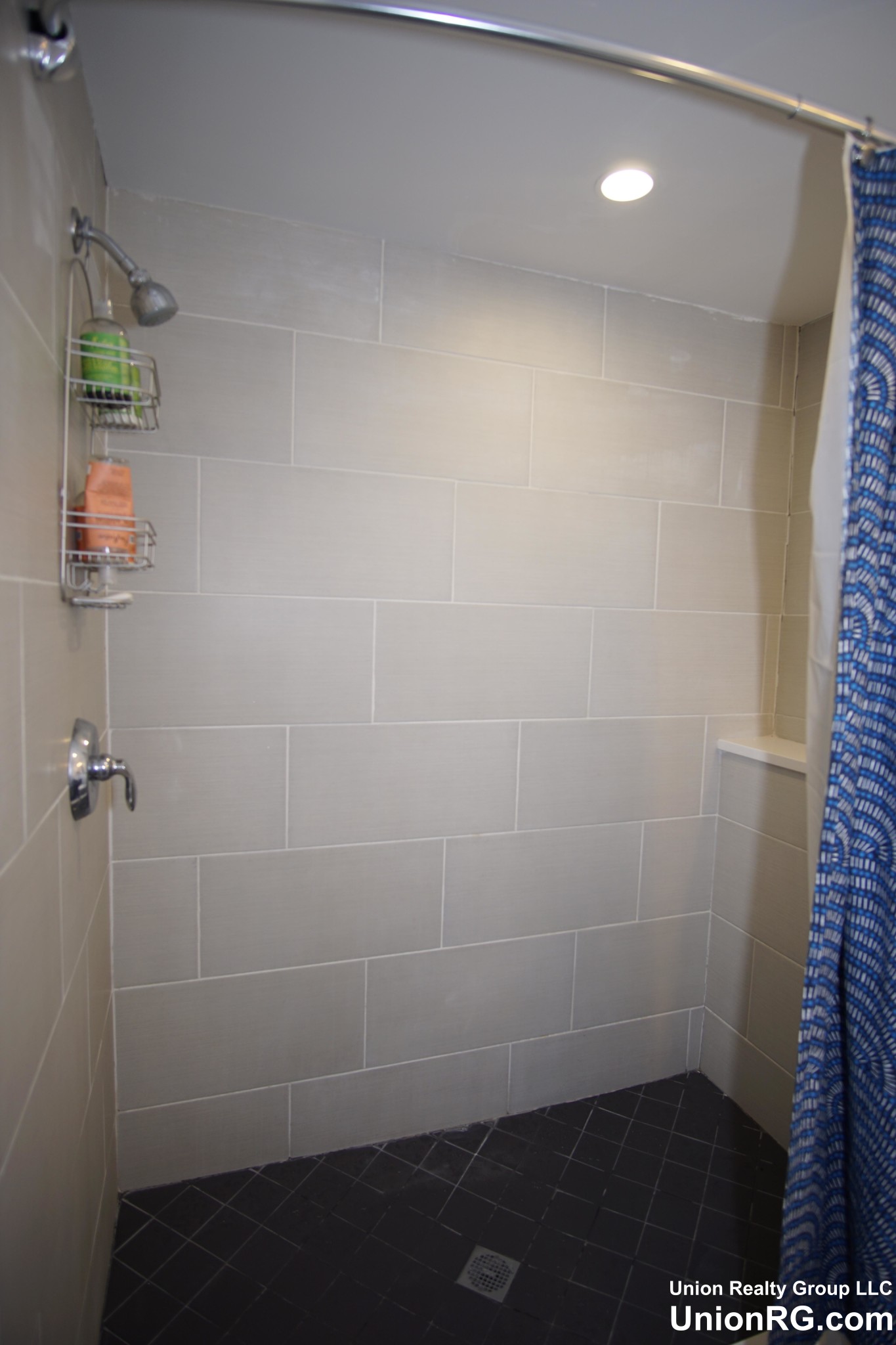 3 bed, 2 bath apartment for rent at 78 Forest St Unit 1, Roxbury — photo 27 of 36