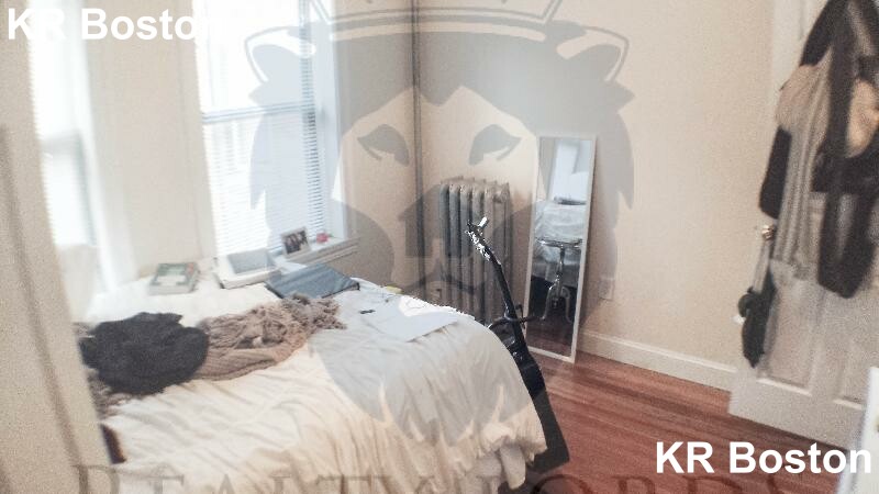 2 bed, 1 bath apartment for rent at 224 Harvard Ave Unit 3, Allston — photo 5 of 7