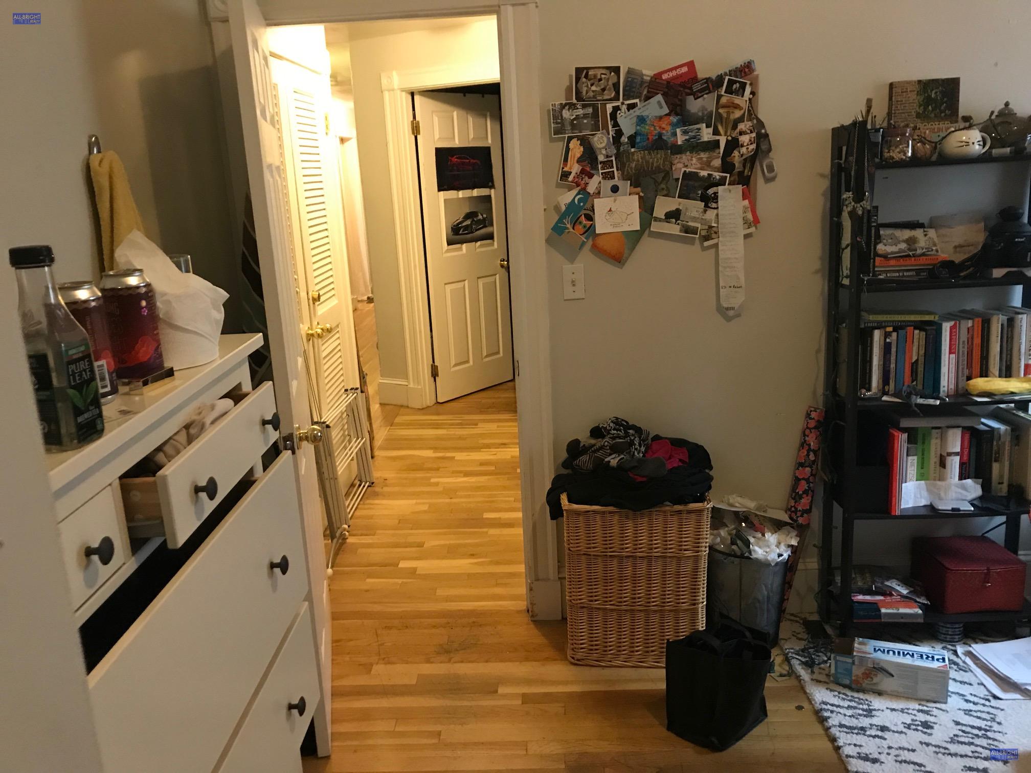 4 bed, 1 bath apartment for rent at 197 Green Unit 3, Central Square — photo 4 of 19