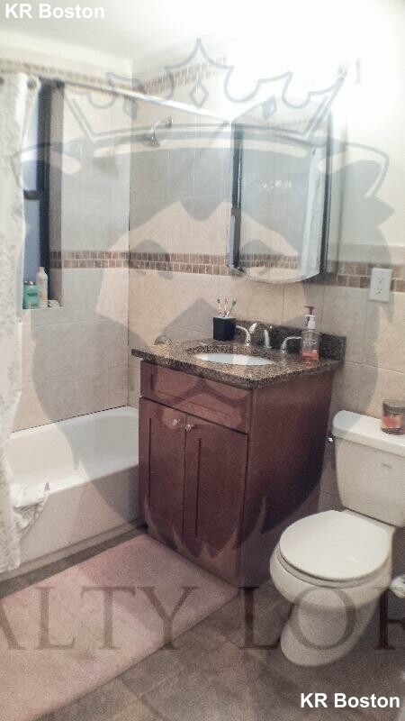 2 bed, 1 bath apartment for rent at 224 Harvard Ave Unit 3, Allston — photo 6 of 7