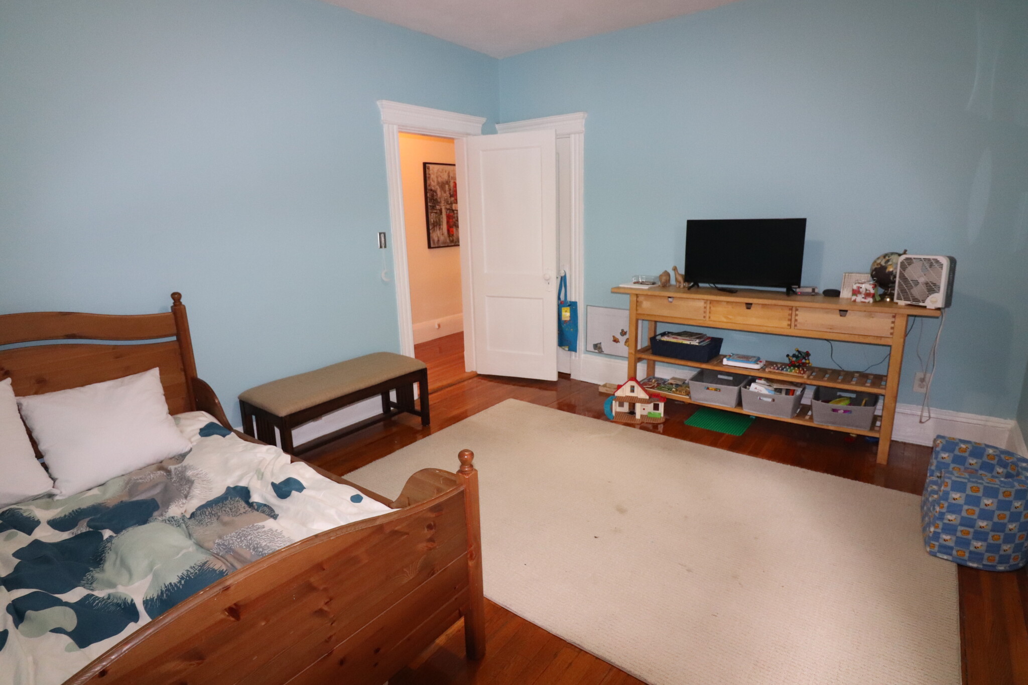 2 bed, 2 bath apartment for rent at 136 Pleasant Unit 7, Coolidge Corner — photo 7 of 17