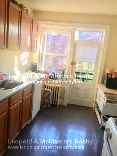1 bed, 1 bath apartment for rent at 41 Chestnut Hill Ave Unit 11, Brighton