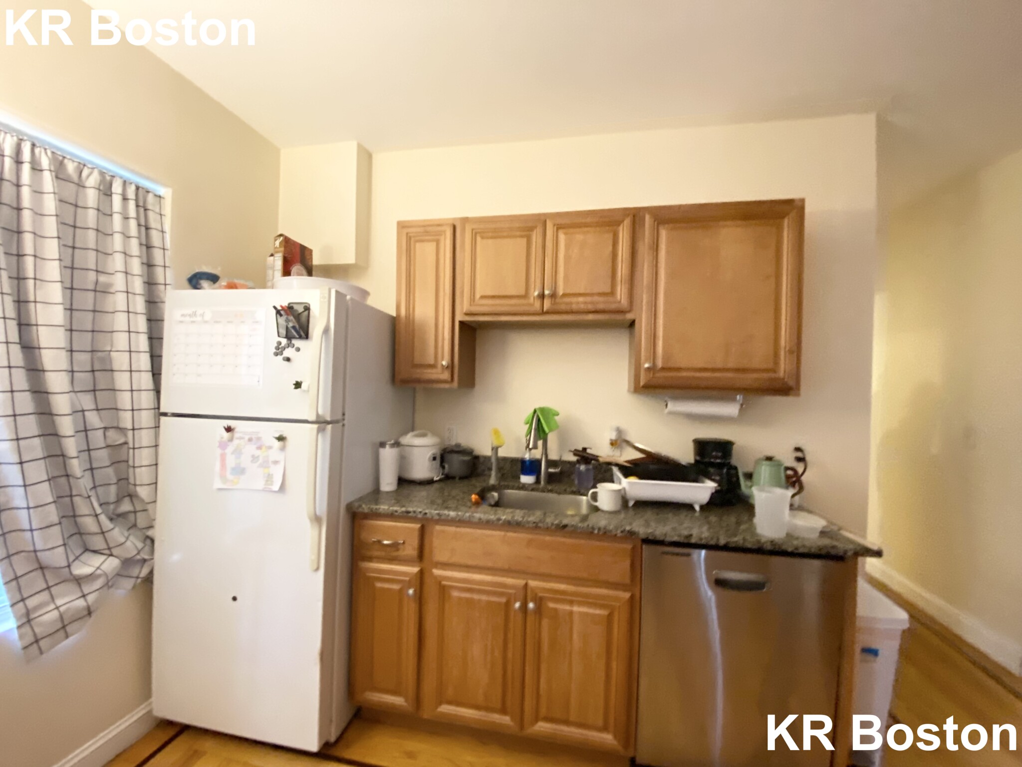 3 bed, 1.5 bath apartment for rent at 47 Easton St Unit 1, Allston — photo 27 of 35