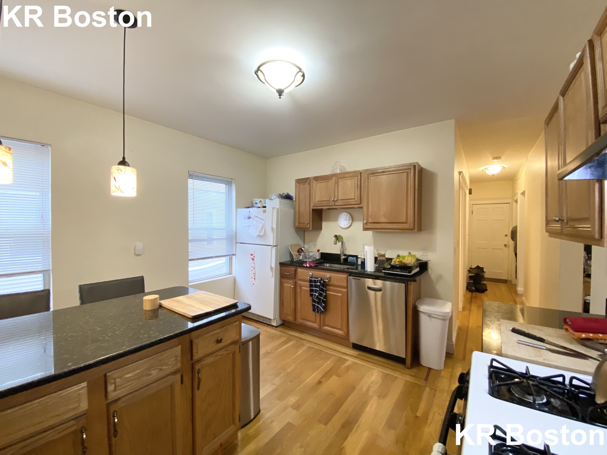 3 bed, 1.5 bath apartment for rent at 47 Easton St Unit 2, Allston — photo 27 of 46