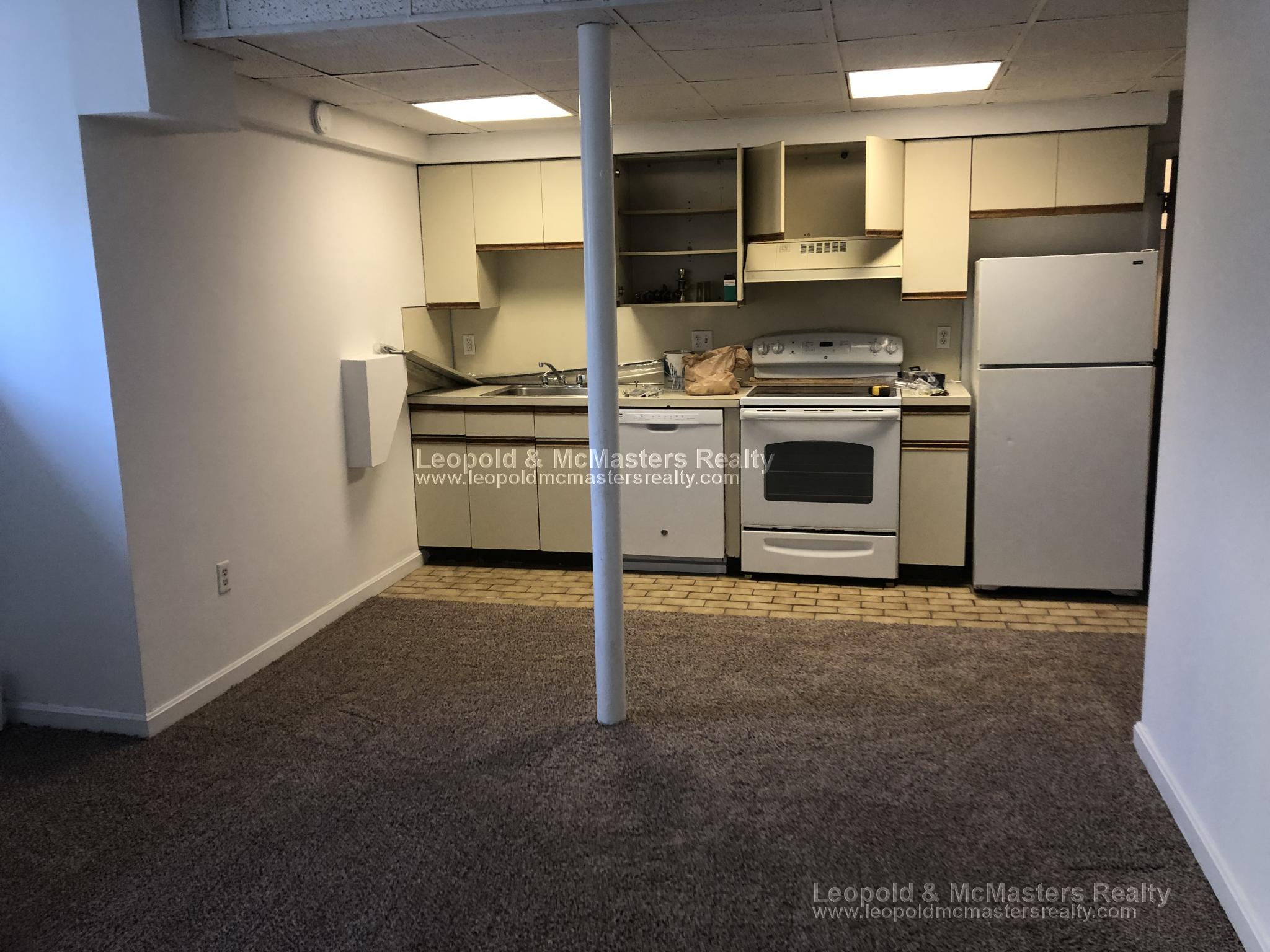 3 bed, 2 bath apartment for rent at 34 Medfield St Unit B2, Fenway