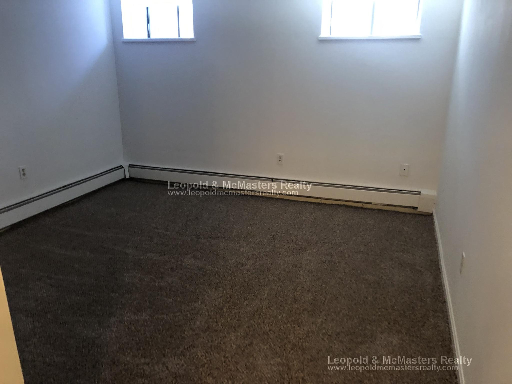3 bed, 2 bath apartment for rent at 34 Medfield St Unit B2, Fenway — photo 3 of 13