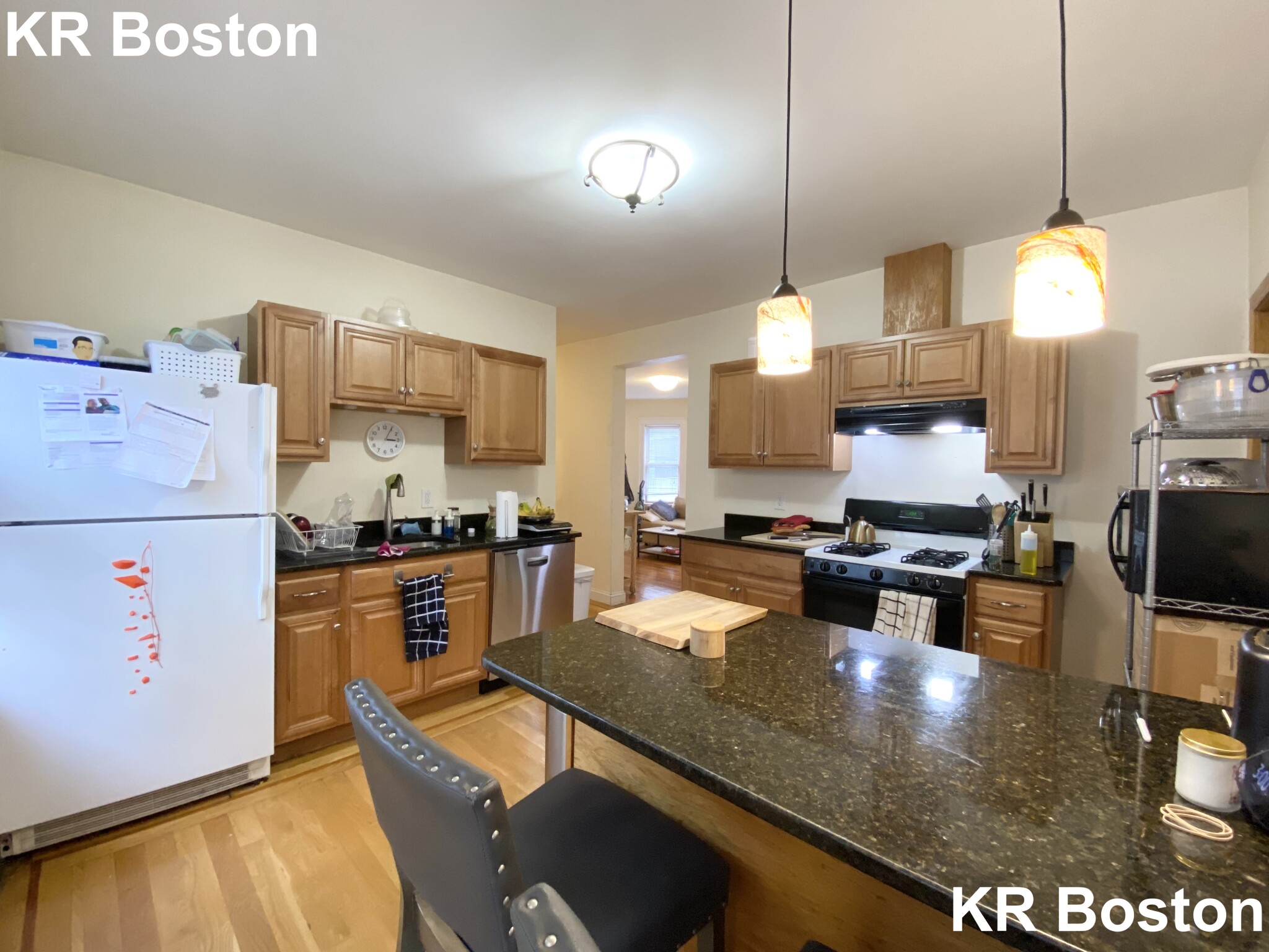 3 bed, 1.5 bath apartment for rent at 47 Easton St Unit 2, Allston — photo 28 of 46